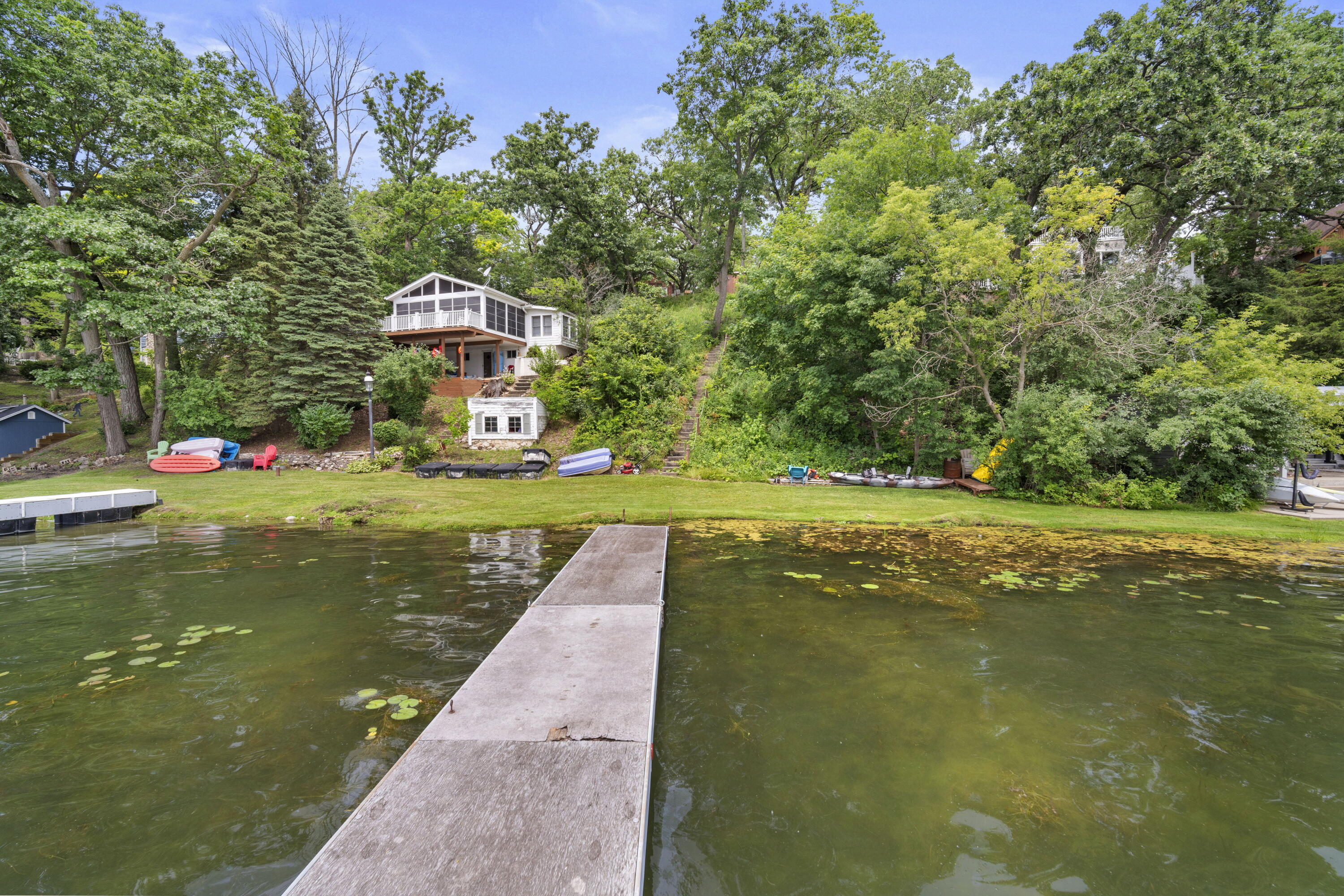 Wisconsin Lake Home for sale (MLS#: 1883023) at 416  Waldeck Dr, in Twin Lakes, Wisconsin. (18 of 39)