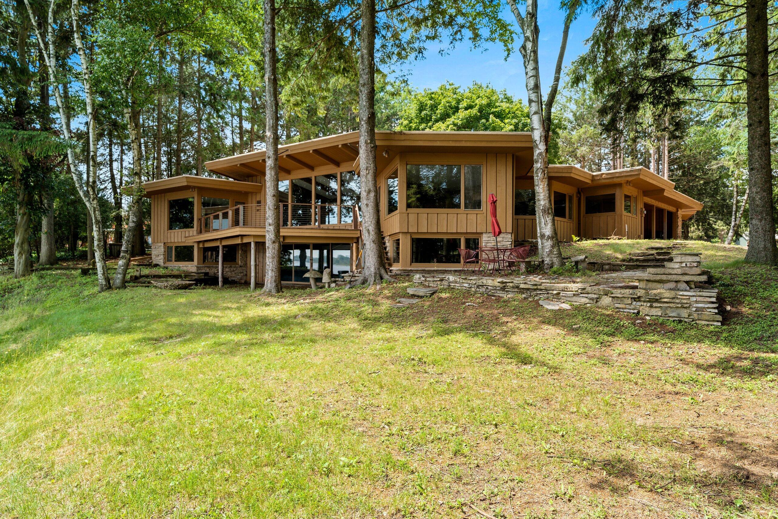 Wisconsin Lake Home for sale (MLS#: 1883117) at 3705  Adams St, in Two Rivers, Wisconsin. (15 of 63)