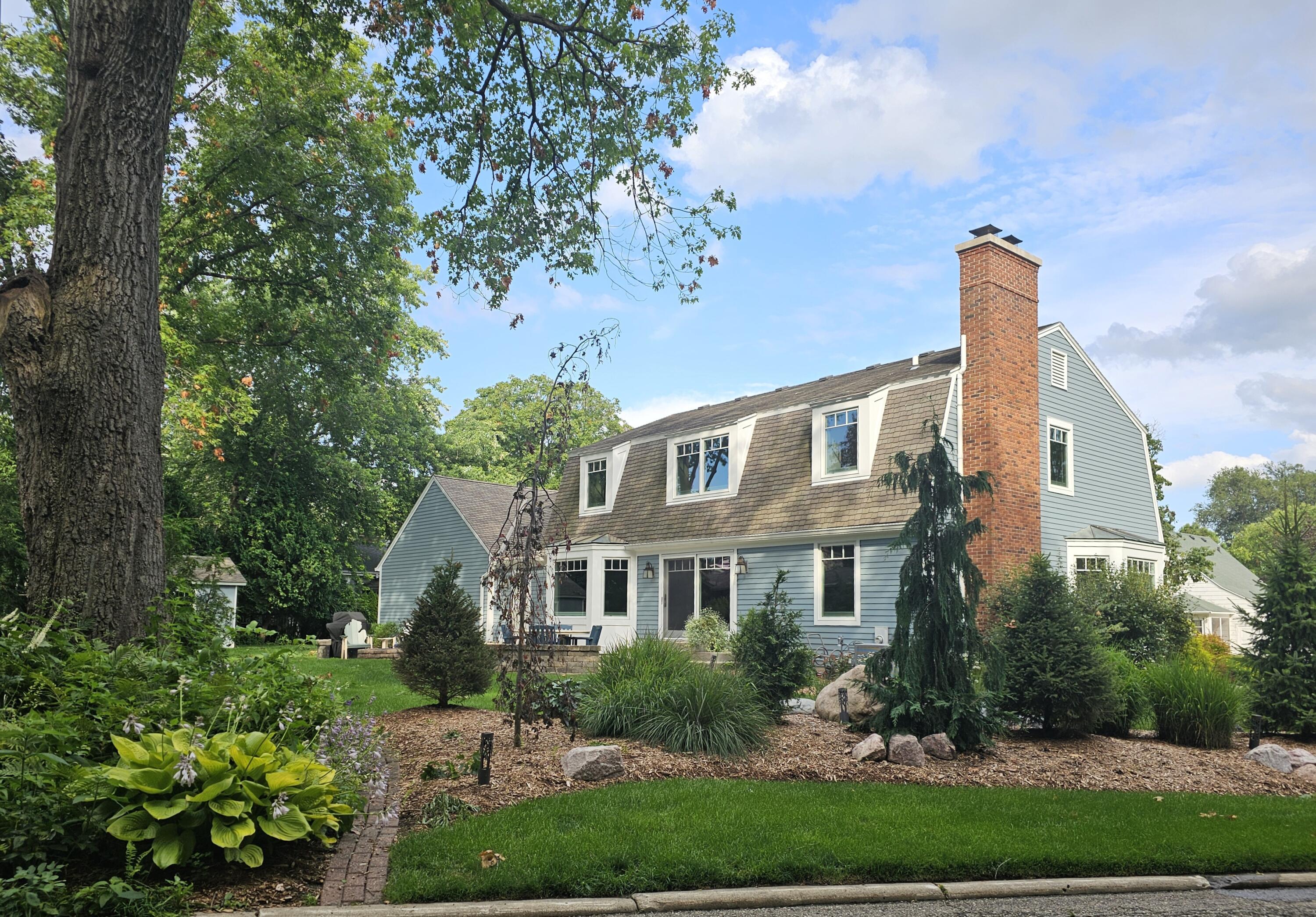 Wisconsin Lake Home for sale (MLS#: 1883756) at 1629  Evergreen Ln, in Lake Geneva, Wisconsin. (2 of 42)