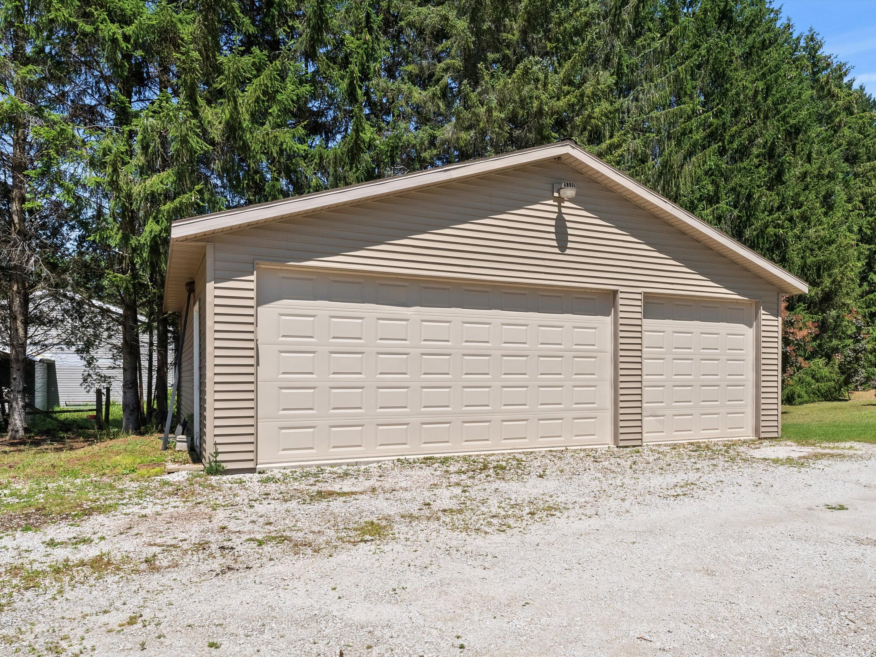 Wisconsin Lake Home for sale (MLS#: 1883798) at 7236  County Highway O -, in Two Rivers, Wisconsin. (36 of 51)