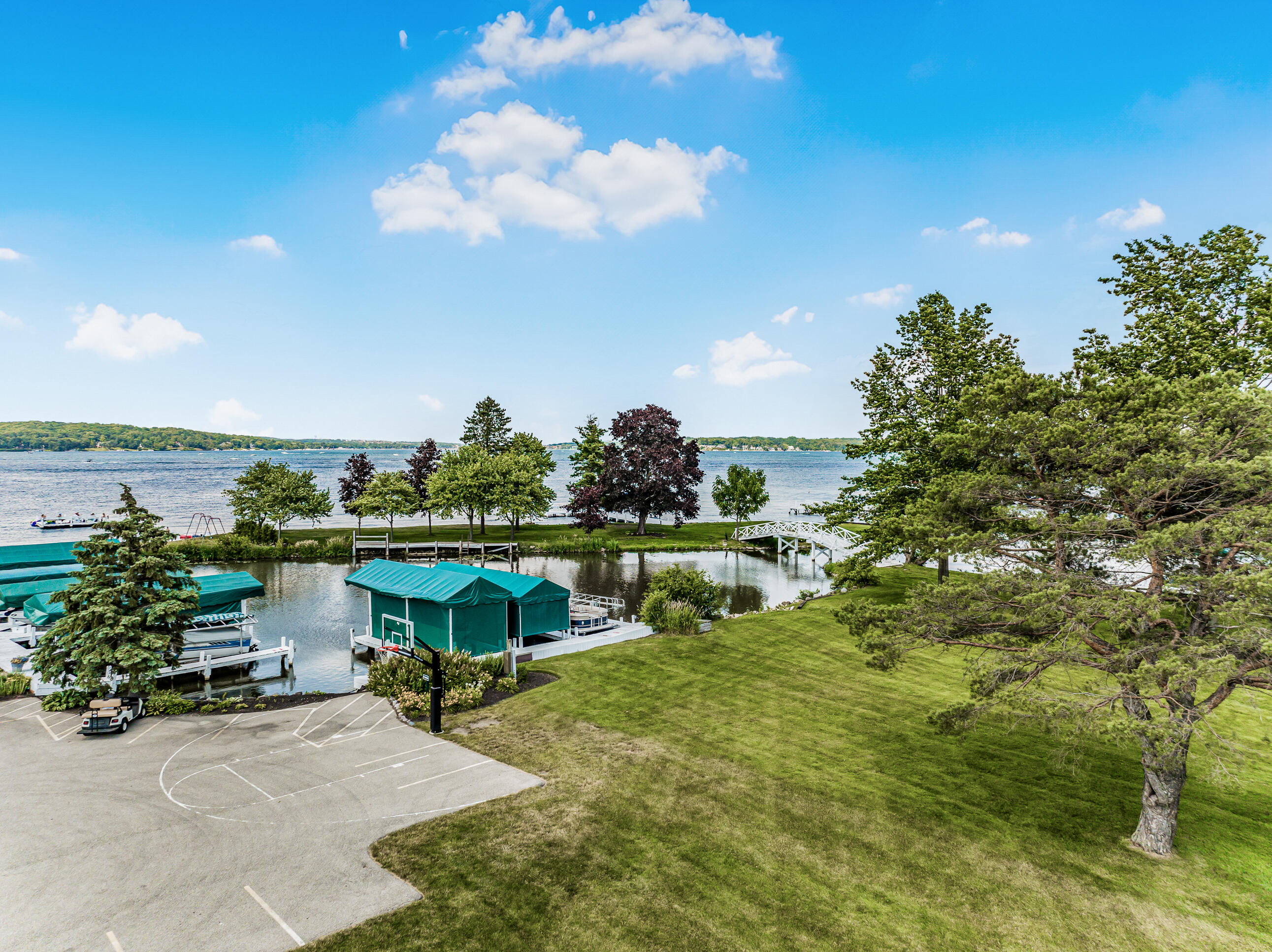 Wisconsin Lake Home for sale (MLS#: 1884085) at W3314  Burr Oak Dr, in Linn, Wisconsin. (32 of 51)