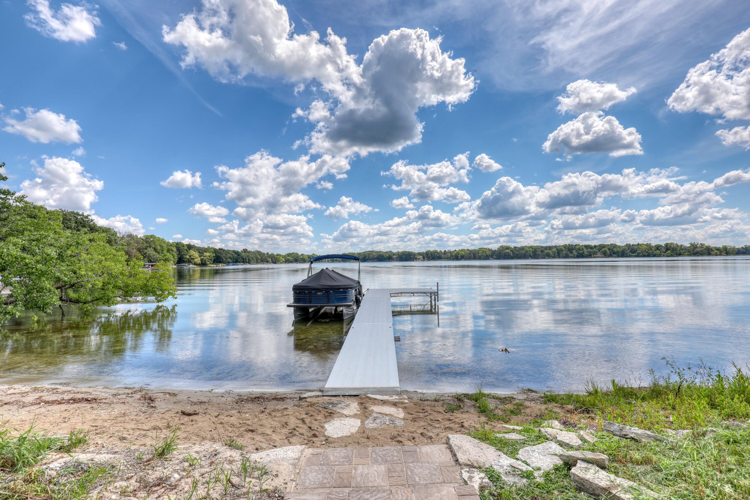 Wisconsin Lake Home for sale (MLS#: 1885272) at 1548 N Dousman Rd, in Summit, Wisconsin. (2 of 74)