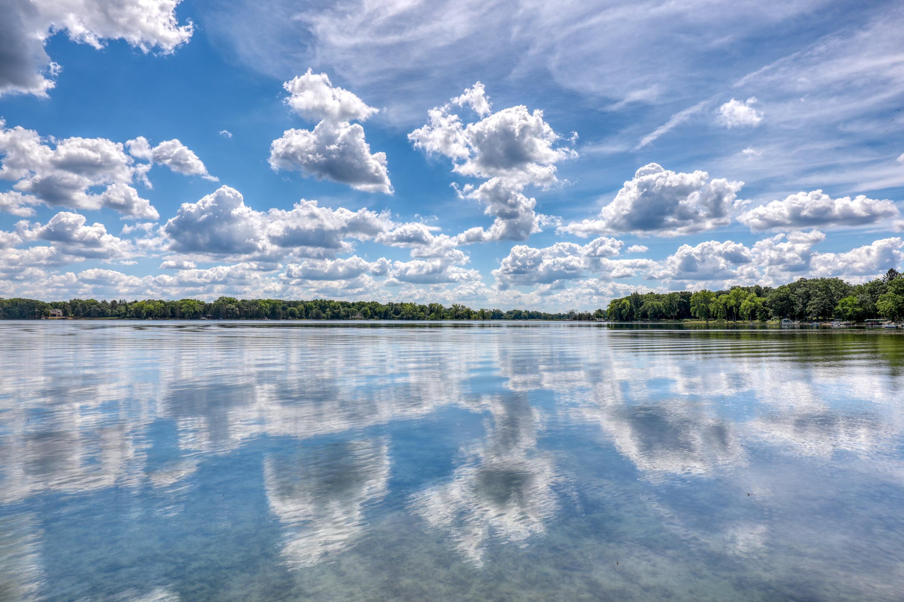 Wisconsin Lake Home for sale (MLS#: 1885272) at 1548 N Dousman Rd, in Summit, Wisconsin. (13 of 74)