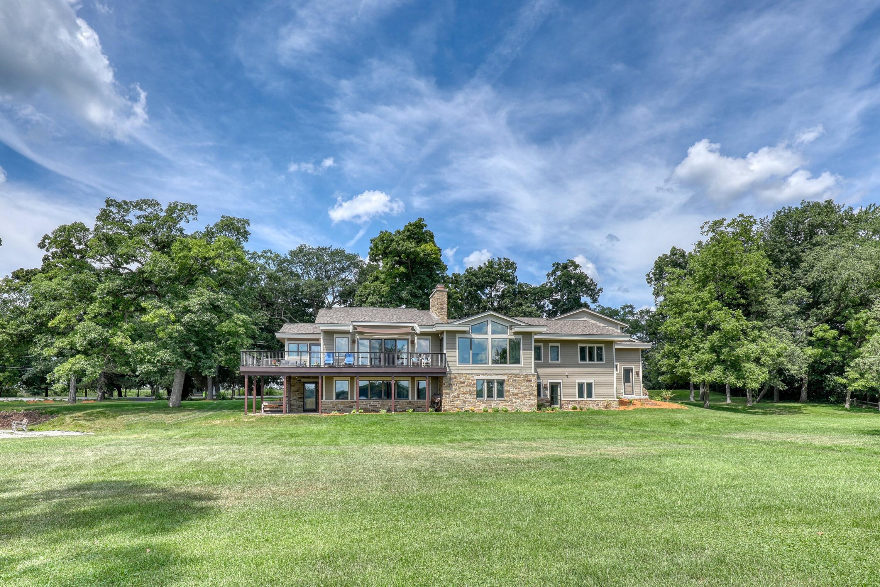 Wisconsin Lake Home for sale (MLS#: 1885272) at 1548 N Dousman Rd, in Summit, Wisconsin. (4 of 74)