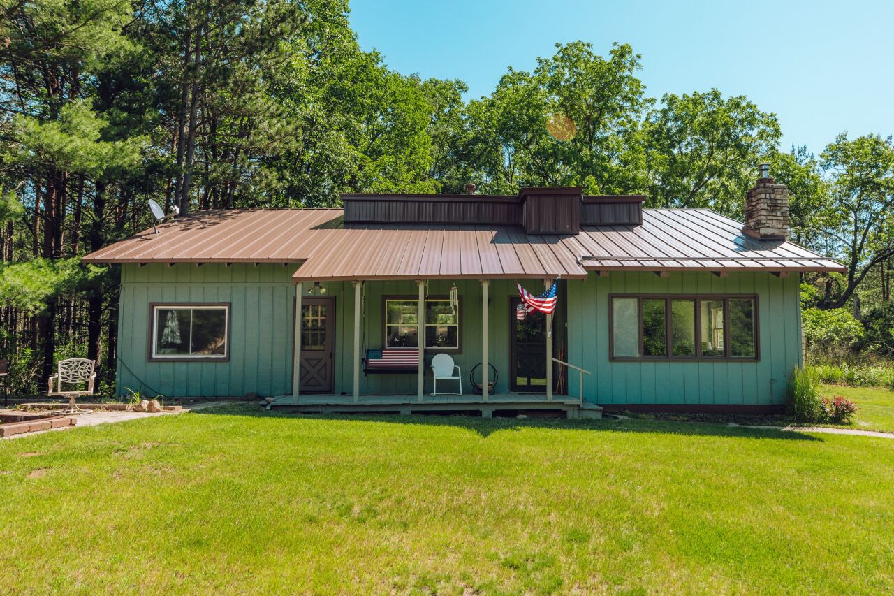 Wisconsin Lake Home for sale (MLS#: 1885447) at N3509  11th Dr, in Packwaukee, Wisconsin. (3 of 50)