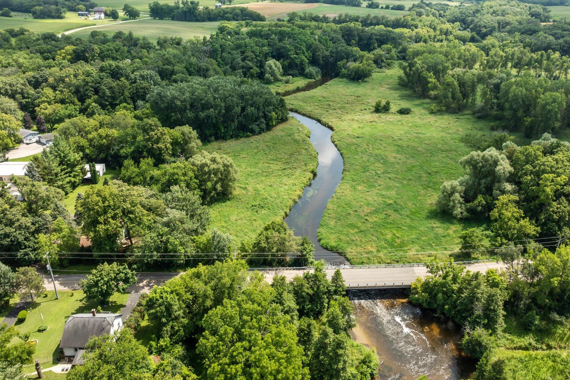 Wisconsin Lake Home for sale (MLS#: 1885573) at 6083  Spring Valley Rd, in Lyons, Wisconsin. (31 of 40)