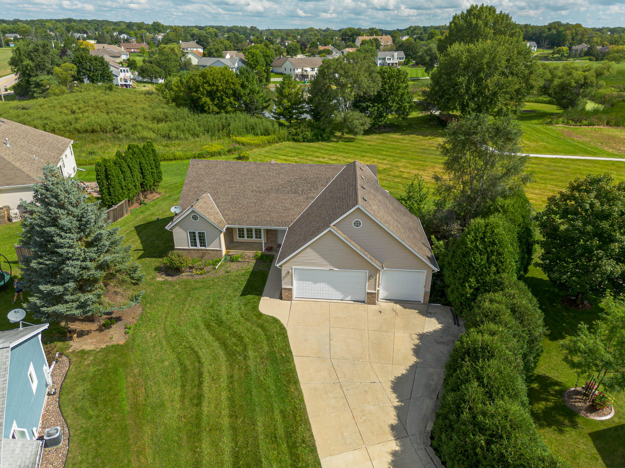 Wisconsin Lake Home for sale (MLS#: 1886334) at 28734  Clove Ct, in Waterford, Wisconsin. (2 of 27)