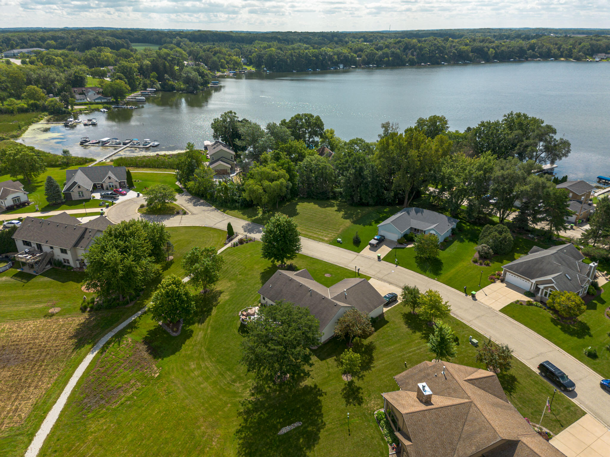 Wisconsin Lake Home for sale (MLS#: 1886334) at 28734  Clove Ct, in Waterford, Wisconsin. (22 of 27)