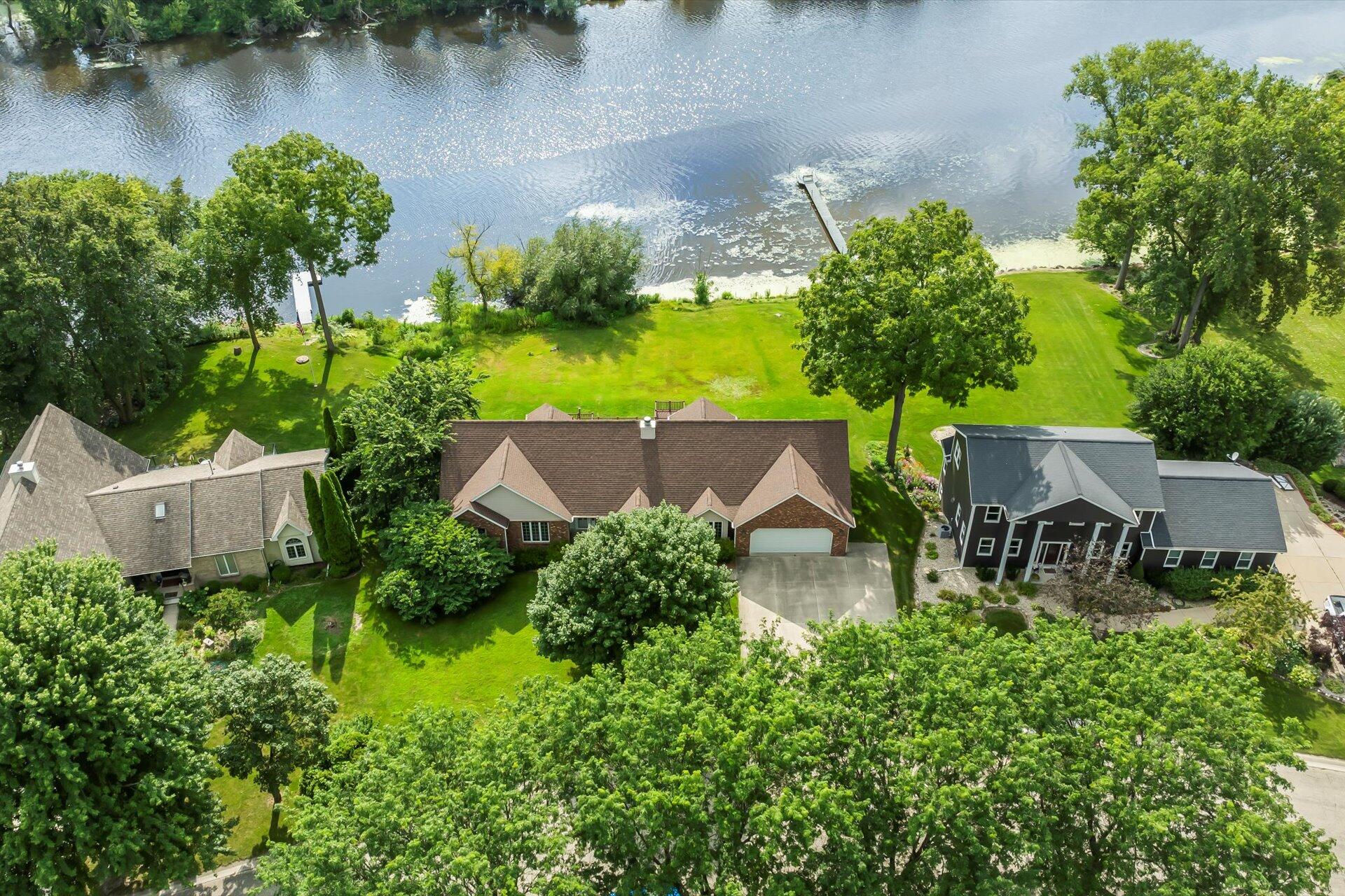 Wisconsin Lake Home for sale (MLS#: 1886381) at 857  Lucas Ln, in Jefferson, Wisconsin. (40 of 47)