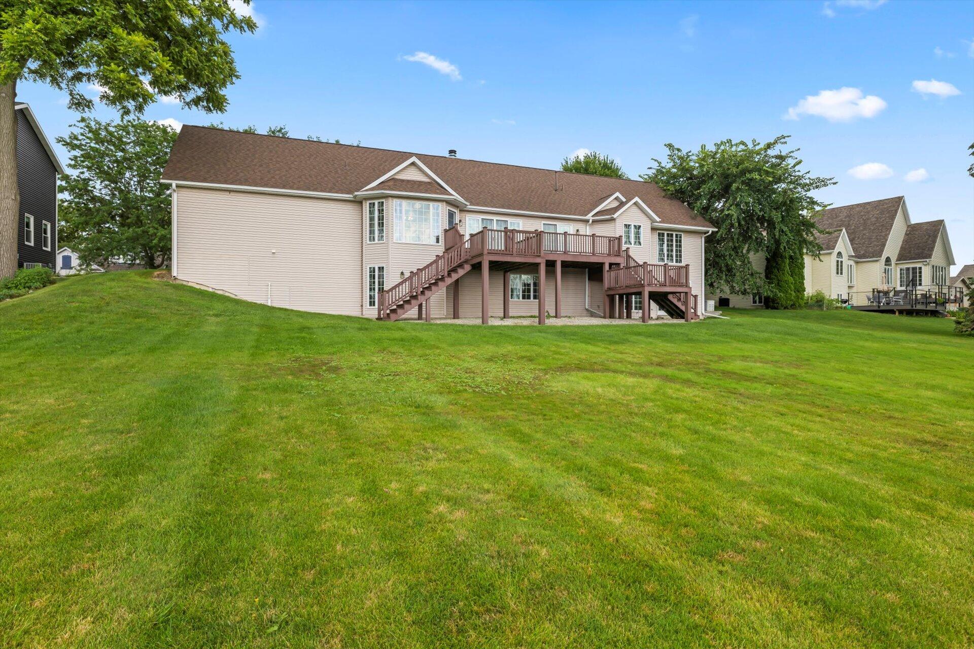 Wisconsin Lake Home for sale (MLS#: 1886381) at 857  Lucas Ln, in Jefferson, Wisconsin. (42 of 47)