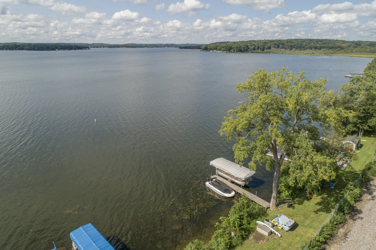 Wisconsin Lake Home for sale (MLS#: 1886960) at N39W27383  Hillside Grove Rd, in Pewaukee, Wisconsin. (48 of 50)