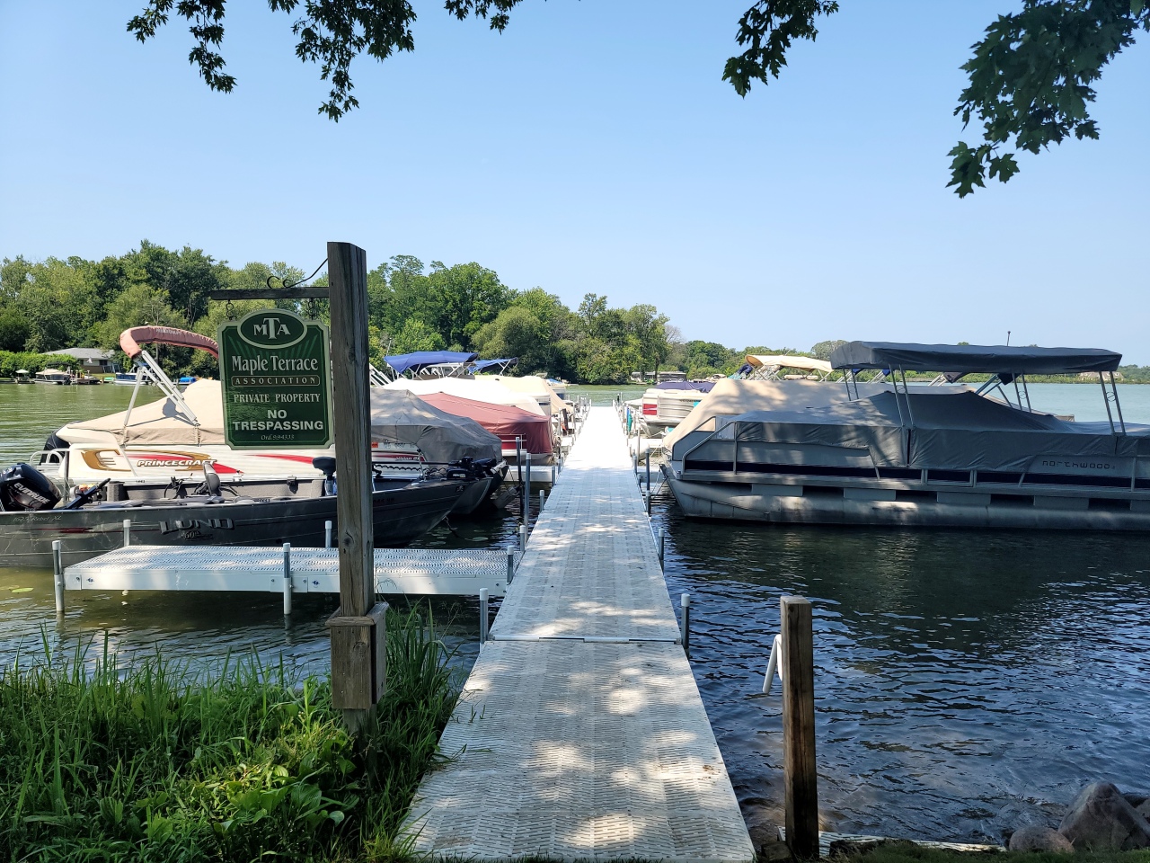 Wisconsin Lake Home for sale (MLS#: 1886968) at 706 W Glenview Ave, in Oconomowoc, Wisconsin. (33 of 33)