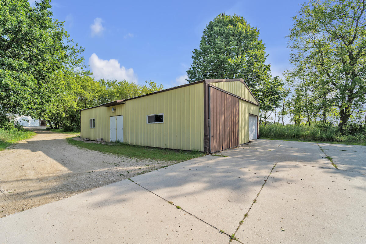 Wisconsin Lake Home for sale (MLS#: 1887009) at 3896  Mayfield Rd, in Polk, Wisconsin. (6 of 33)