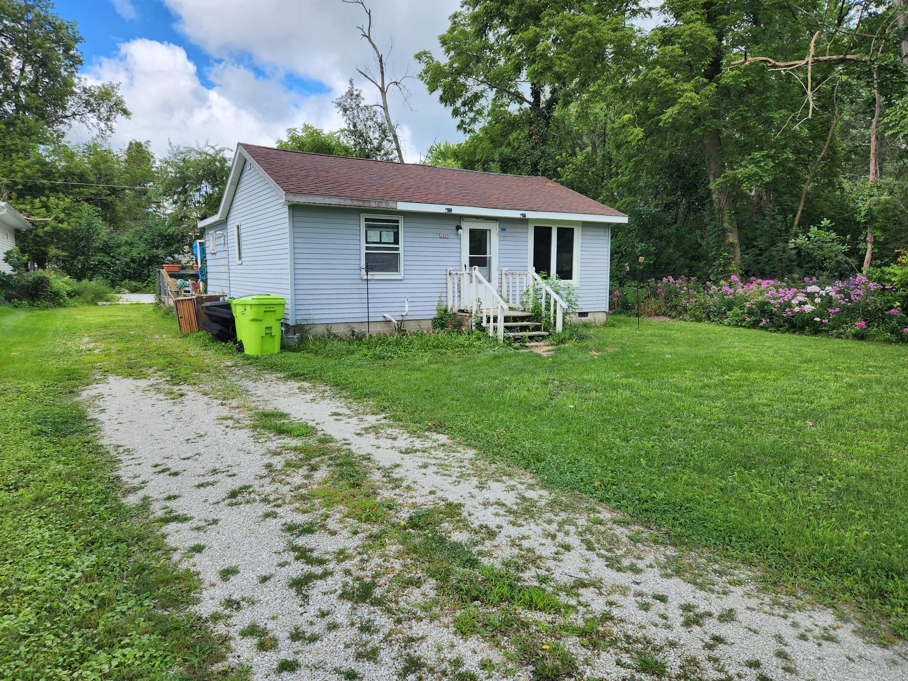 Wisconsin Lake Home for sale (MLS#: 1887197) at 2805  Cochrane St, in Delavan, Wisconsin. (15 of 20)