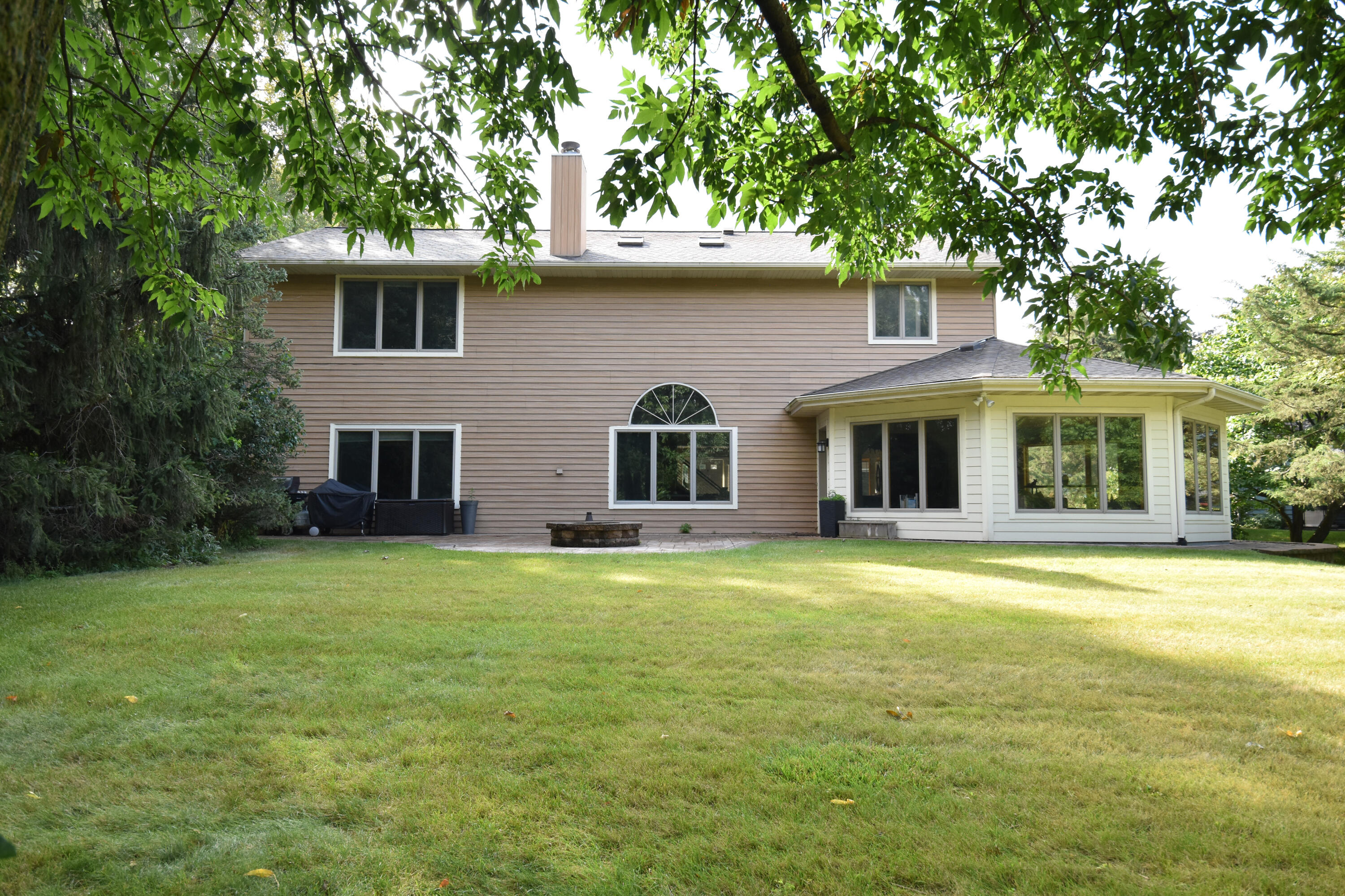 Wisconsin Lake Home for sale (MLS#: 1887450) at 3249  Sylvester Dr, in Delafield, Wisconsin. (38 of 44)