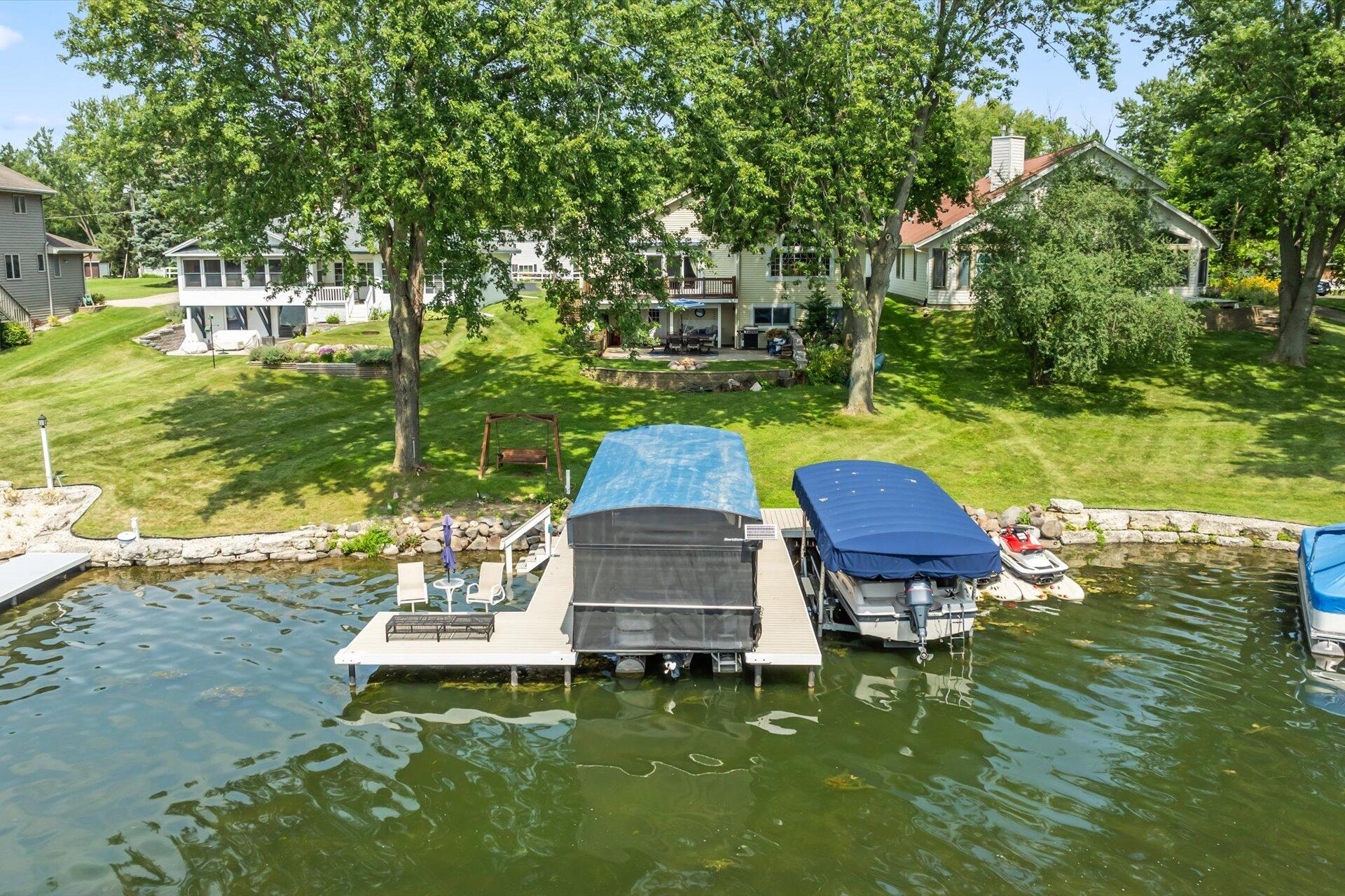 Wisconsin Lake Home for sale (MLS#: 1887489) at W1335 N Blue Spring Lake Dr, in Palmyra, Wisconsin. (40 of 46)