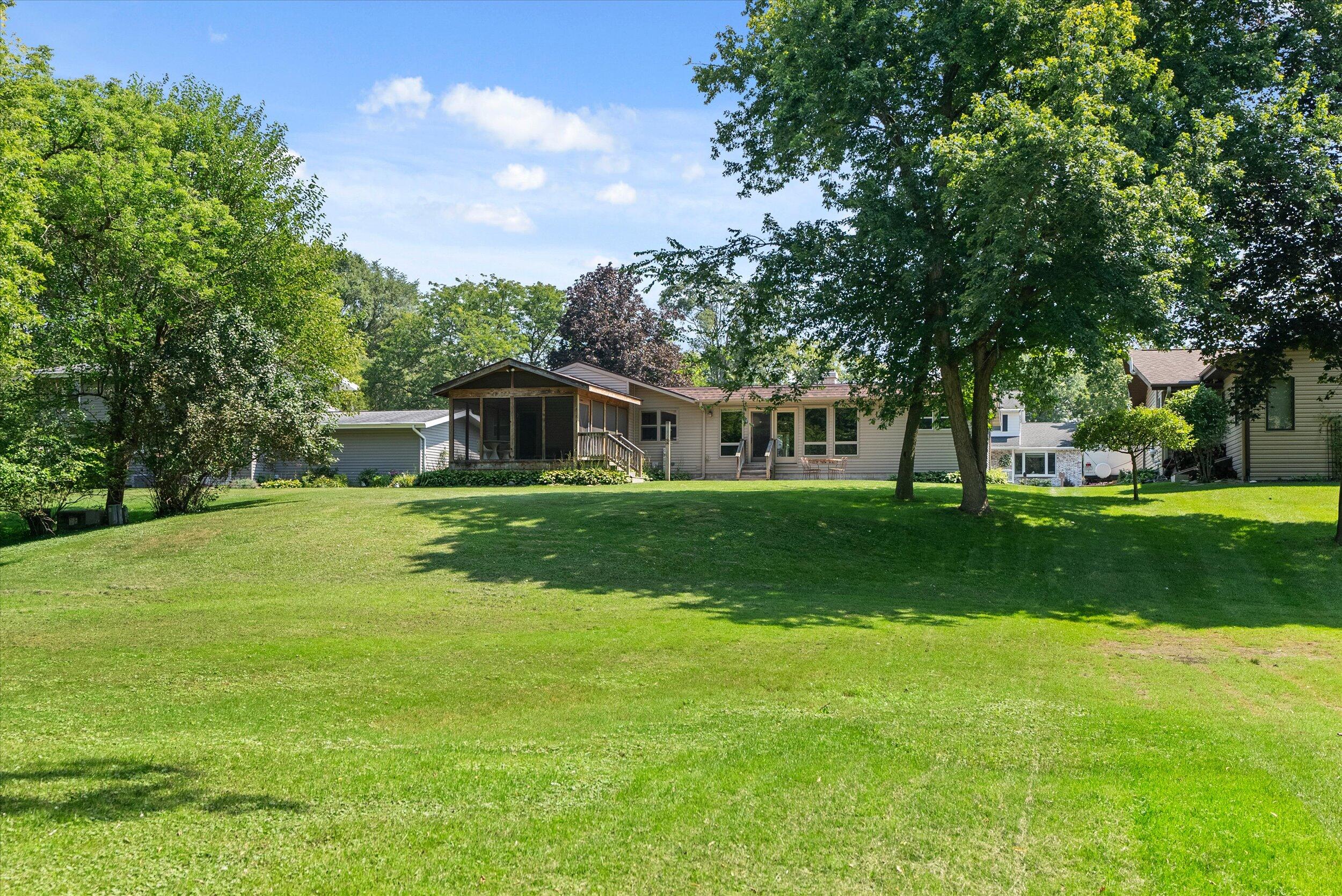 Wisconsin Lake Home for sale (MLS#: 1887882) at 1208  Amber Ln, in Watertown, Wisconsin. (39 of 54)