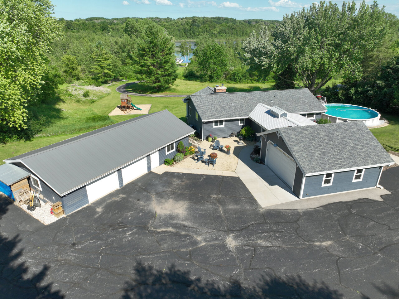 Wisconsin Lake Home for sale (MLS#: 1888149) at 6276  Gilbert Cir, in West Bend, Wisconsin. (32 of 40)