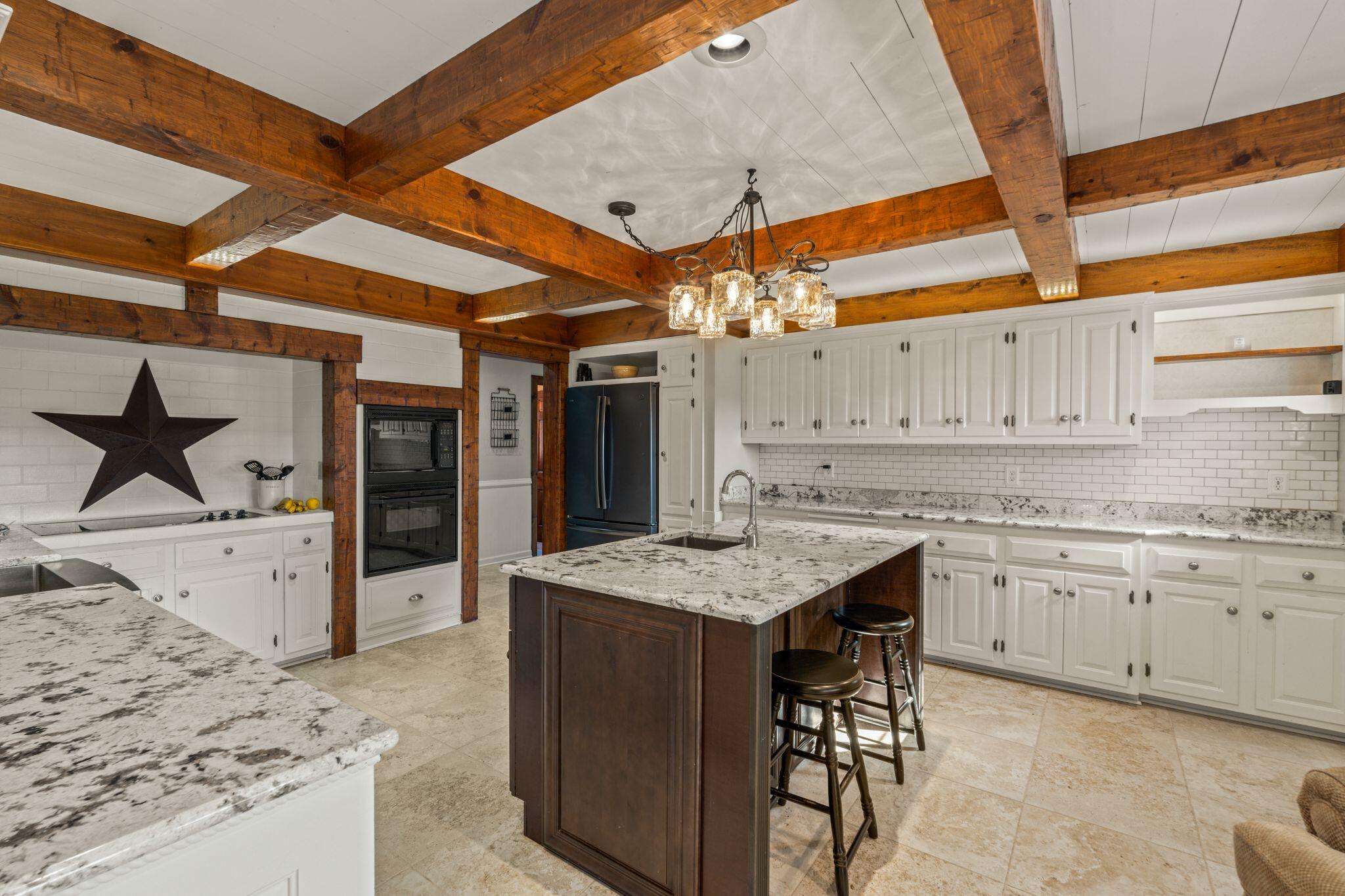 Wisconsin Lake Home for sale (MLS#: 1888168) at W297N931  Kings Way, in Waukesha, Wisconsin. (11 of 53)