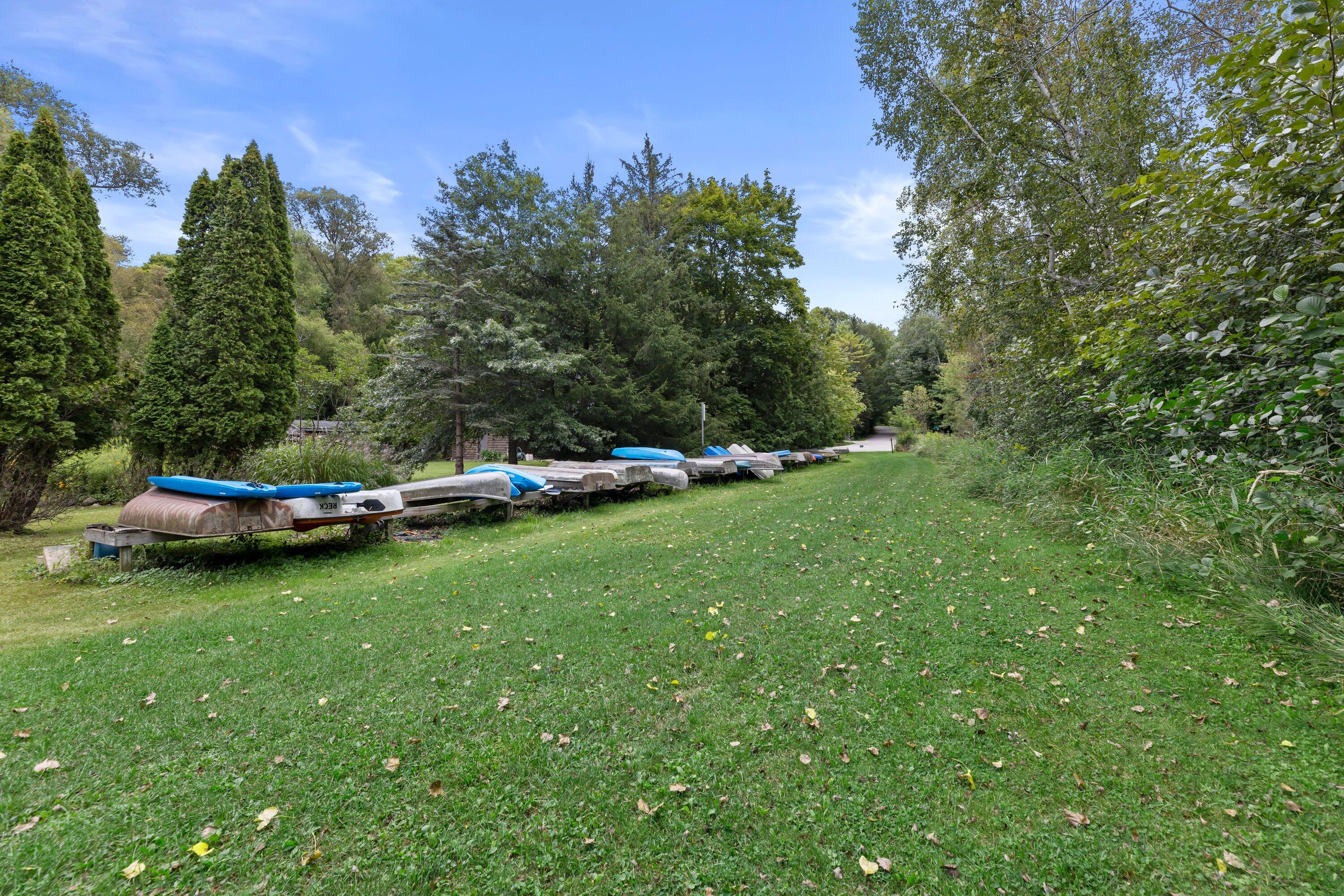 Wisconsin Lake Home for sale (MLS#: 1888301) at 8981  Hillcrest Rd, in Farmington, Wisconsin. (11 of 45)