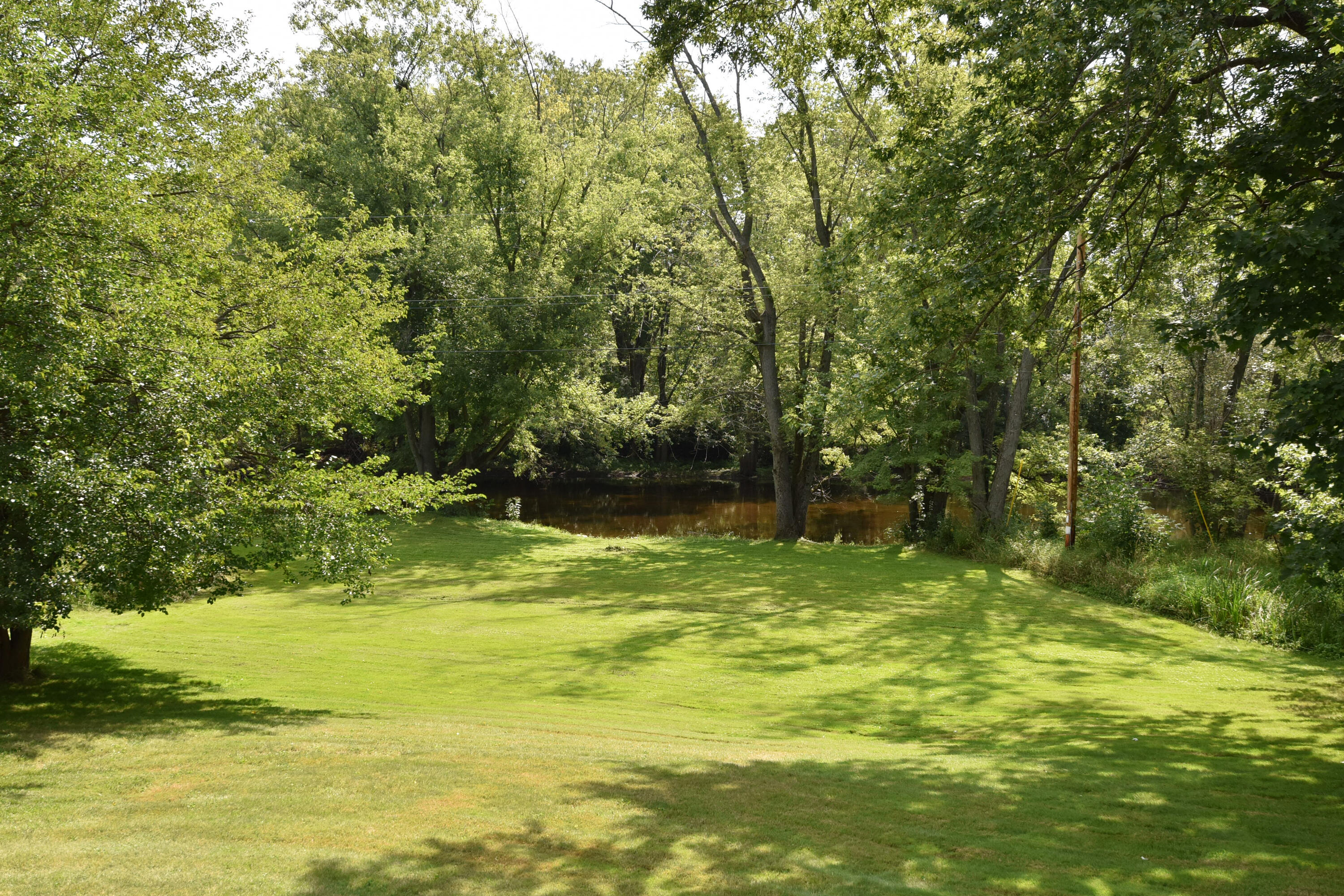 Wisconsin Lake Home for sale (MLS#: 1888343) at 1358  Cedar Creek Pkwy, in Cedarburg, Wisconsin. (29 of 36)