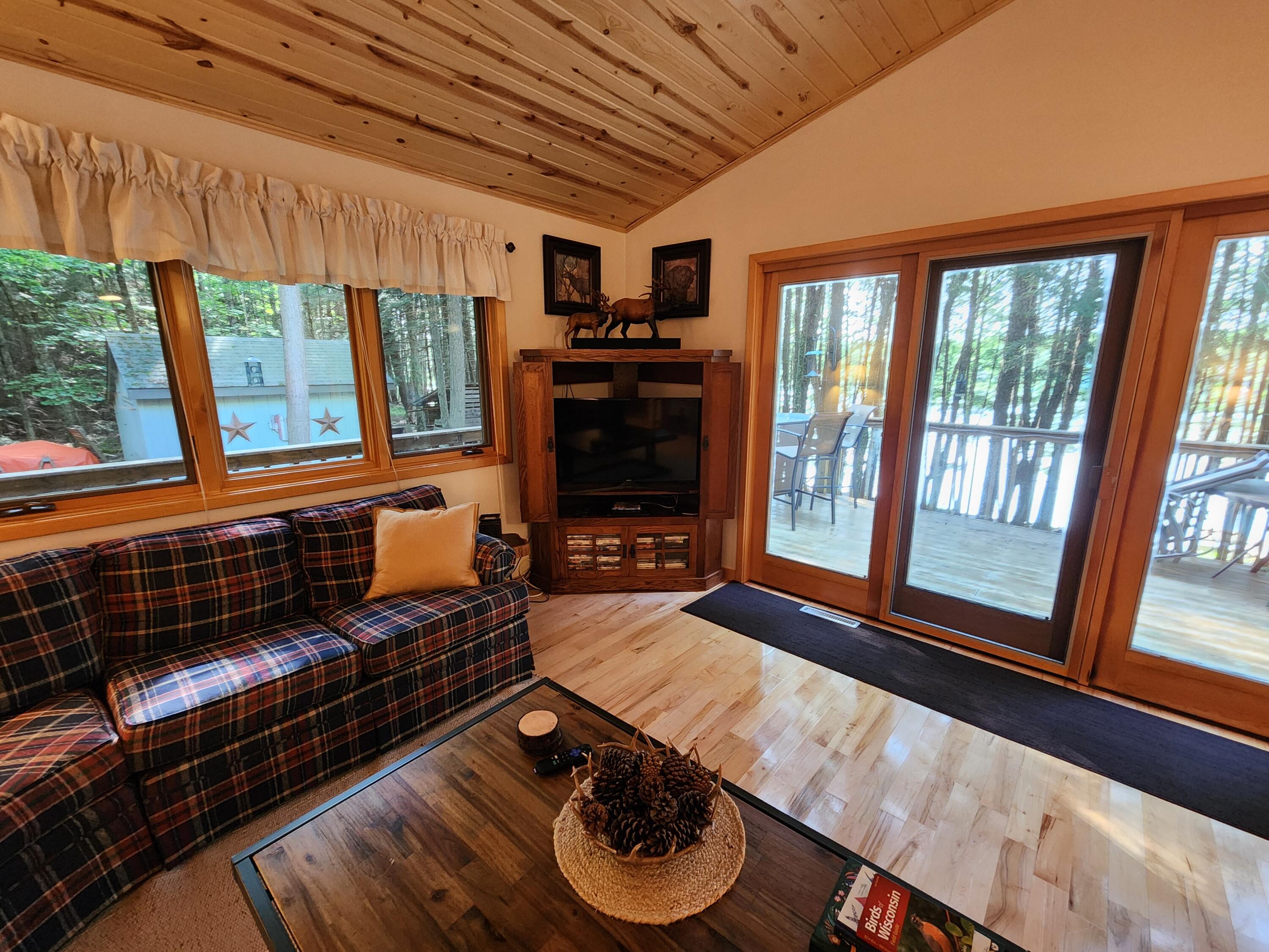 Wisconsin Lake Home for sale (MLS#: 1888439) at W2934 S Lake Ln, in Wolf River, Wisconsin. (17 of 53)