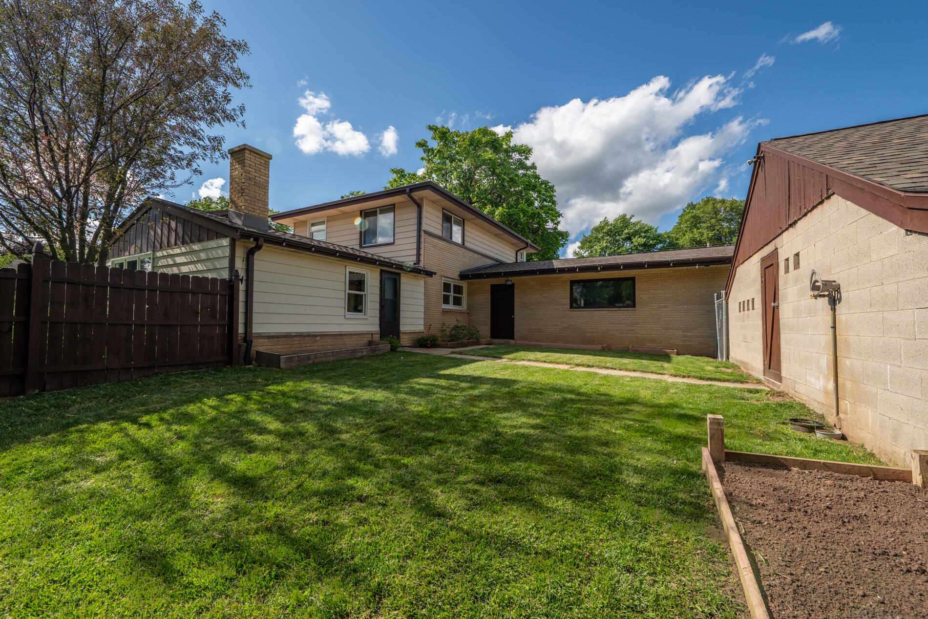 Wisconsin Lake Home for sale (MLS#: 1888590) at 3463  Sherman Rd, in Polk, Wisconsin. (68 of 76)