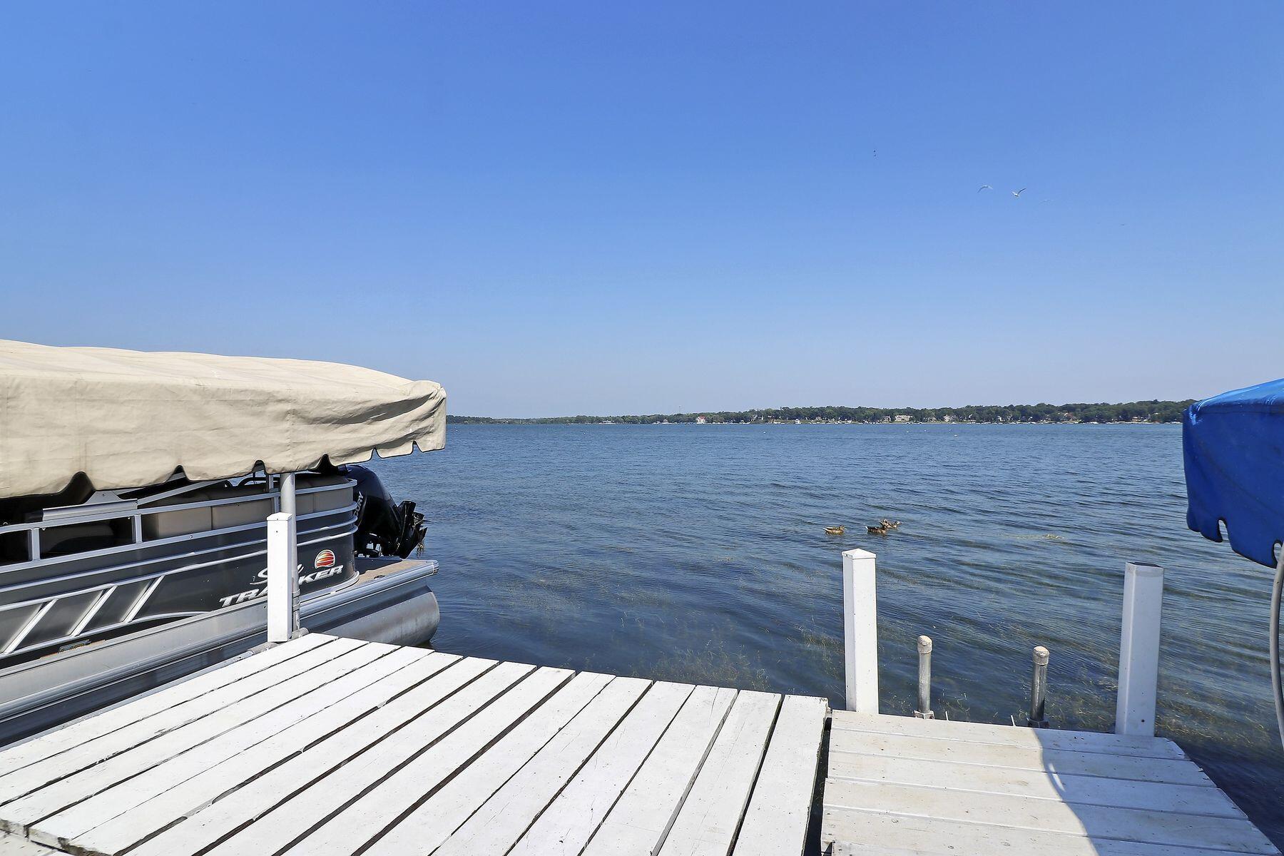 Wisconsin Lake Home for sale (MLS#: 1888698) at 1520  Arrow Ct, in Delavan, Wisconsin. (26 of 32)