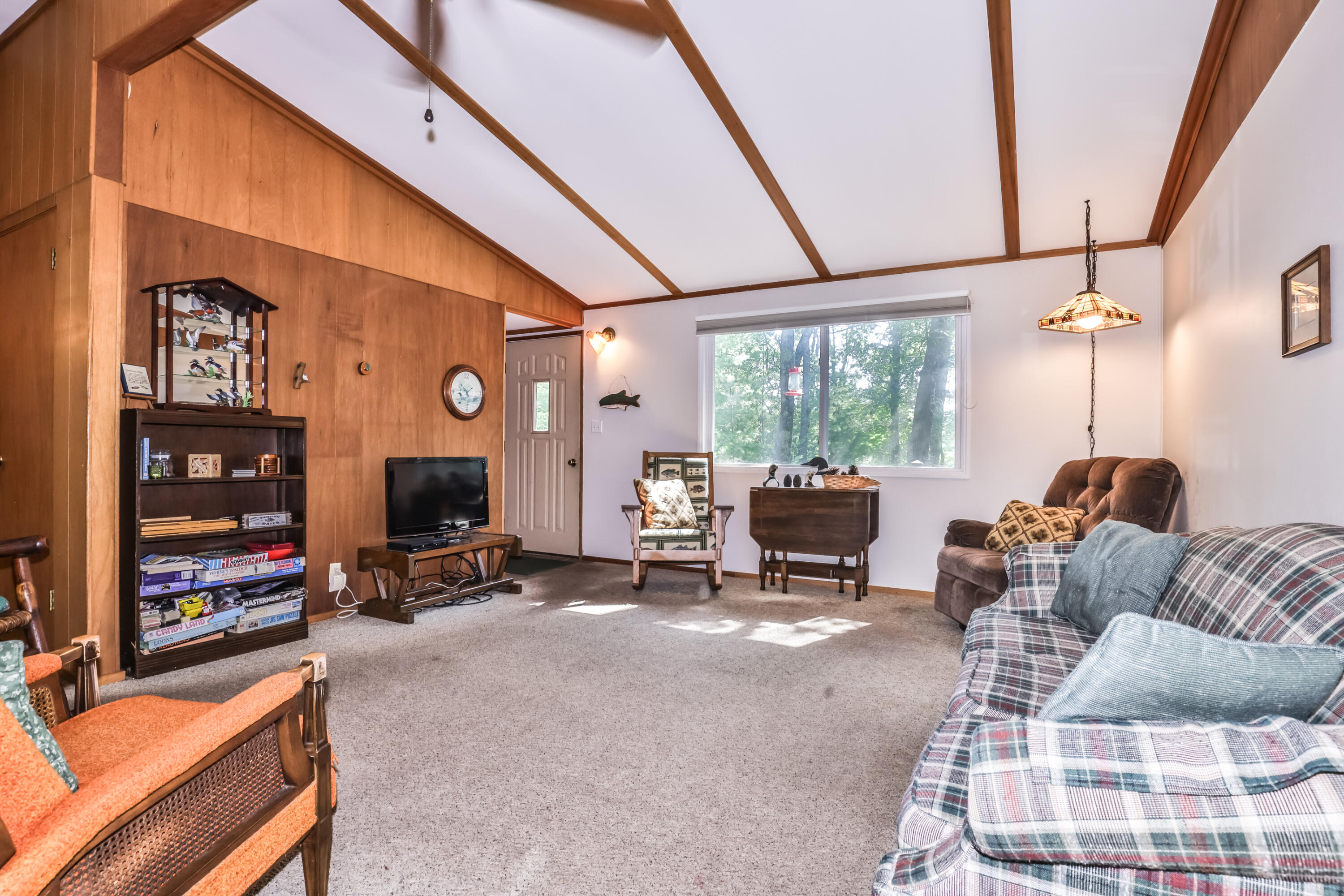 Wisconsin Lake Home for sale (MLS#: 1888708) at 1740  Silver Beach Dr, in Lac Du Flambeau, Wisconsin. (7 of 51)