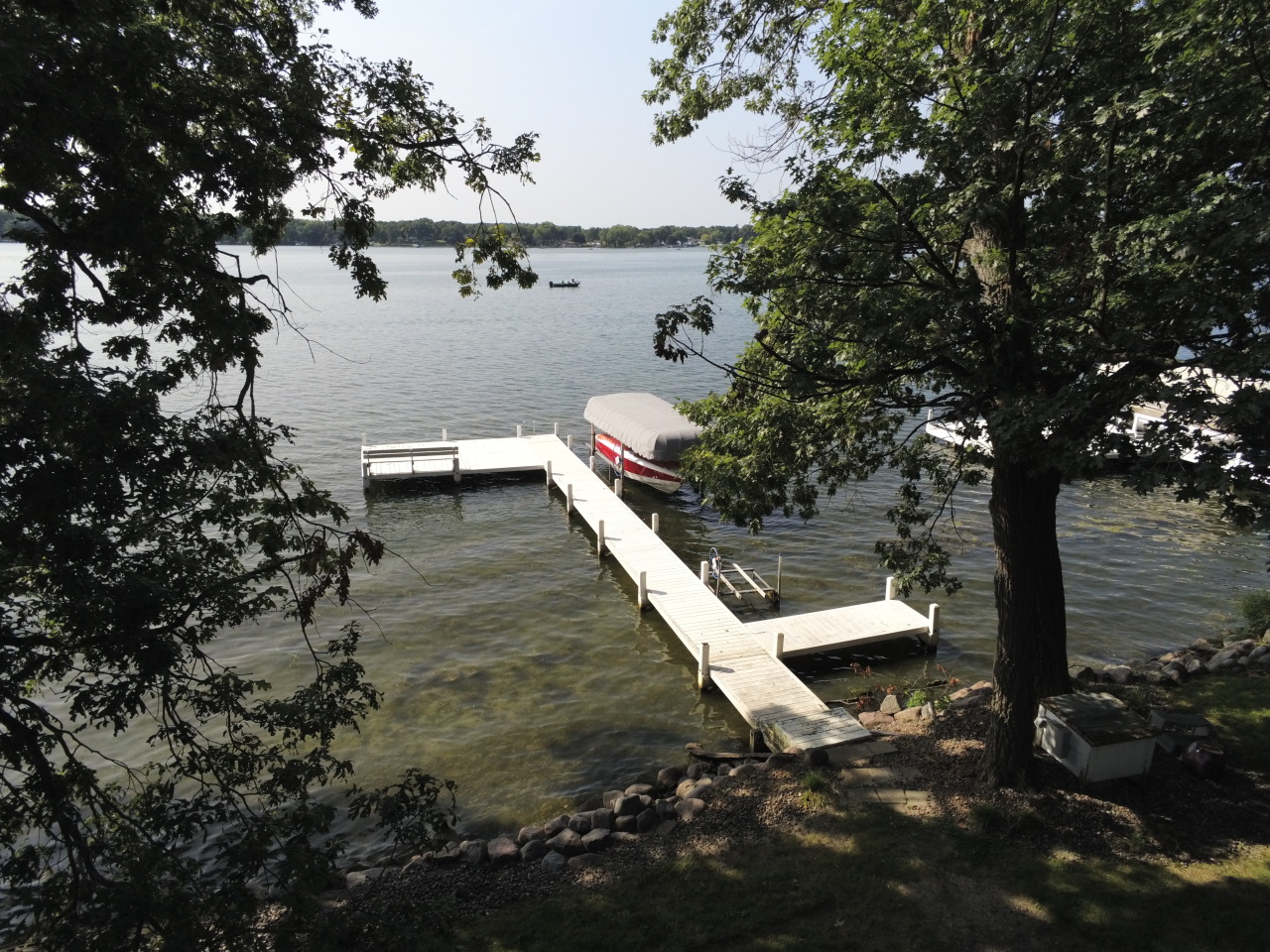 Wisconsin Lake Home for sale (MLS#: 1888871) at 2810  Willow Point Dr, in Delavan, Wisconsin. (3 of 34)