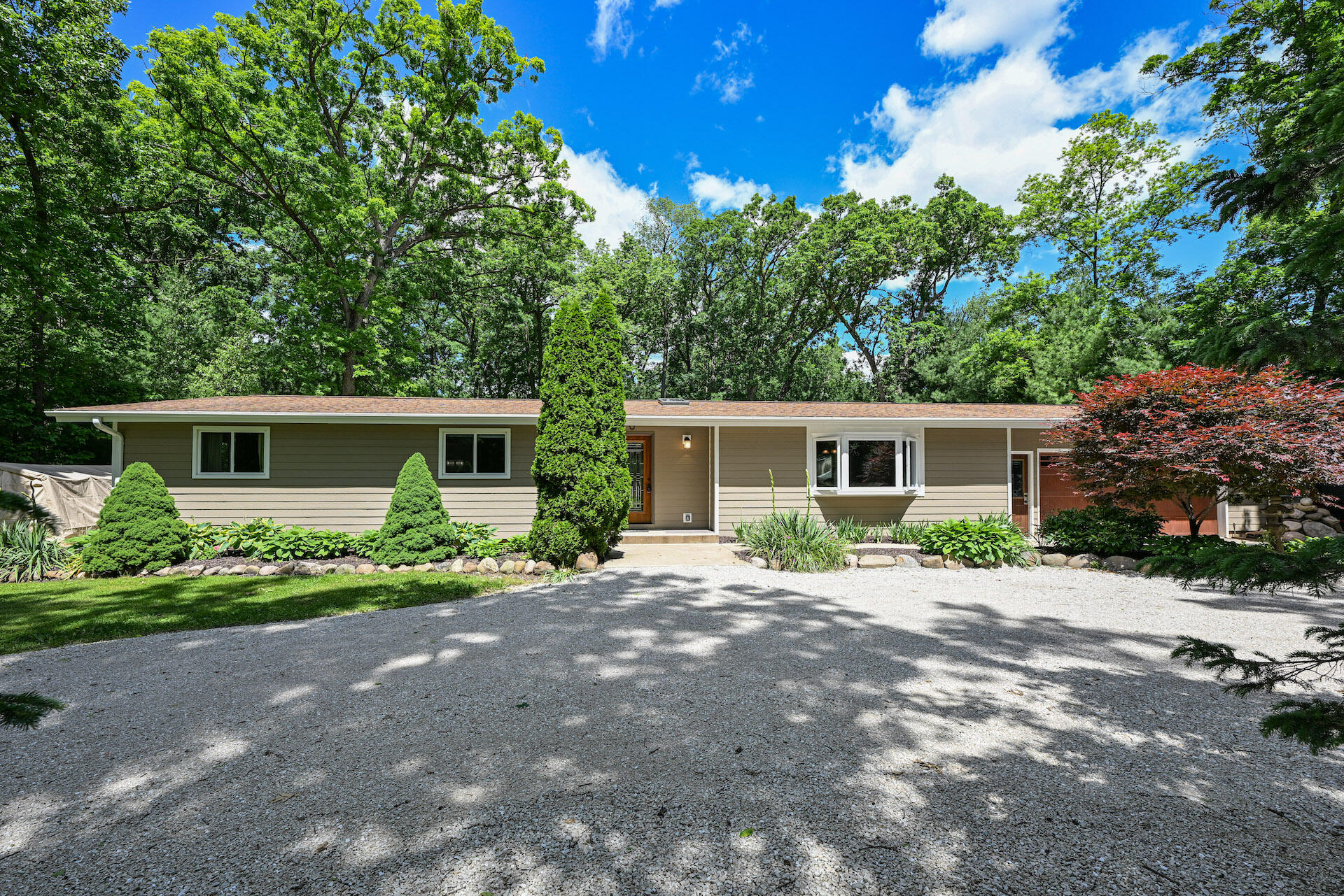 Wisconsin Lake Home for sale (MLS#: 1888880) at W5748  Lost Nation Rd, in Sugar Creek, Wisconsin. (2 of 18)