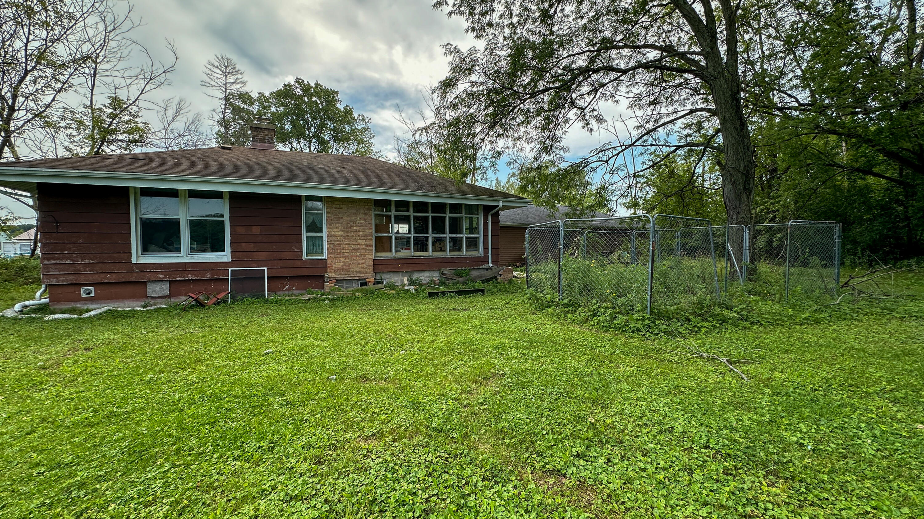 Wisconsin Lake Home for sale (MLS#: 1888940) at N8941  Swift Lake Rd, in Troy, Wisconsin. (15 of 17)