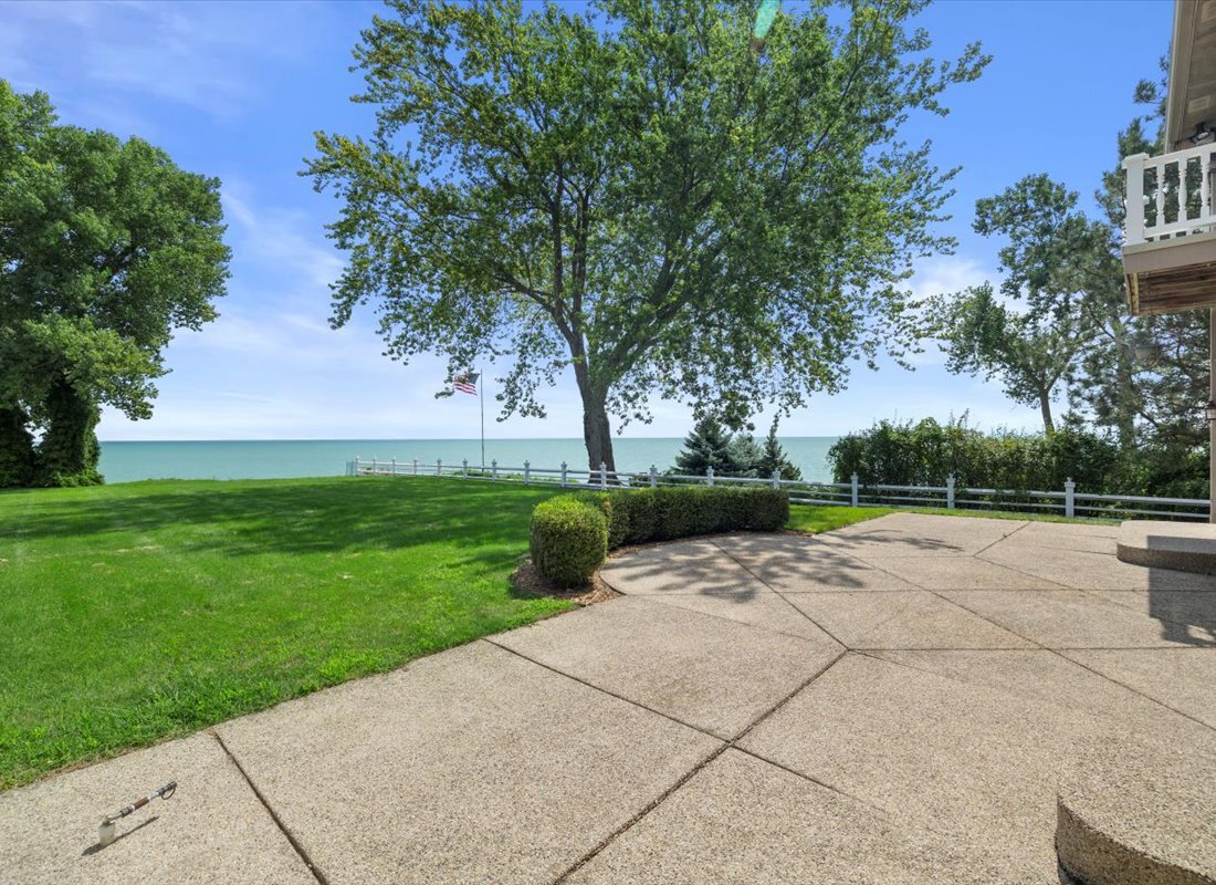 Wisconsin Lake Home for sale (MLS#: 1889061) at 4077  Lighthouse Dr, in Wind Point, Wisconsin. (34 of 44)