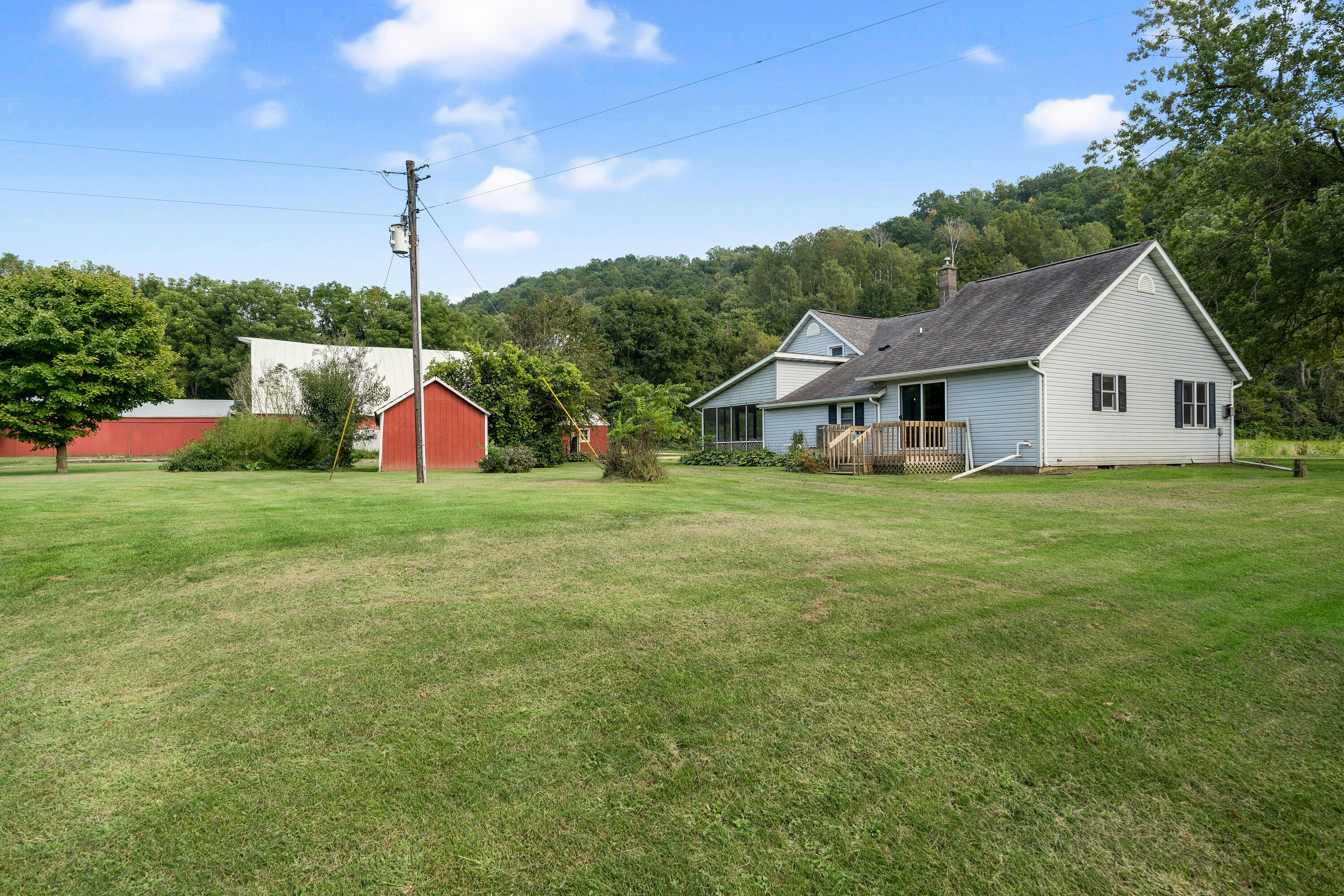 Wisconsin Lake Home for sale (MLS#: 1889133) at E2584  Bohland Hollow Rd, in Wheatland, Wisconsin. (11 of 59)