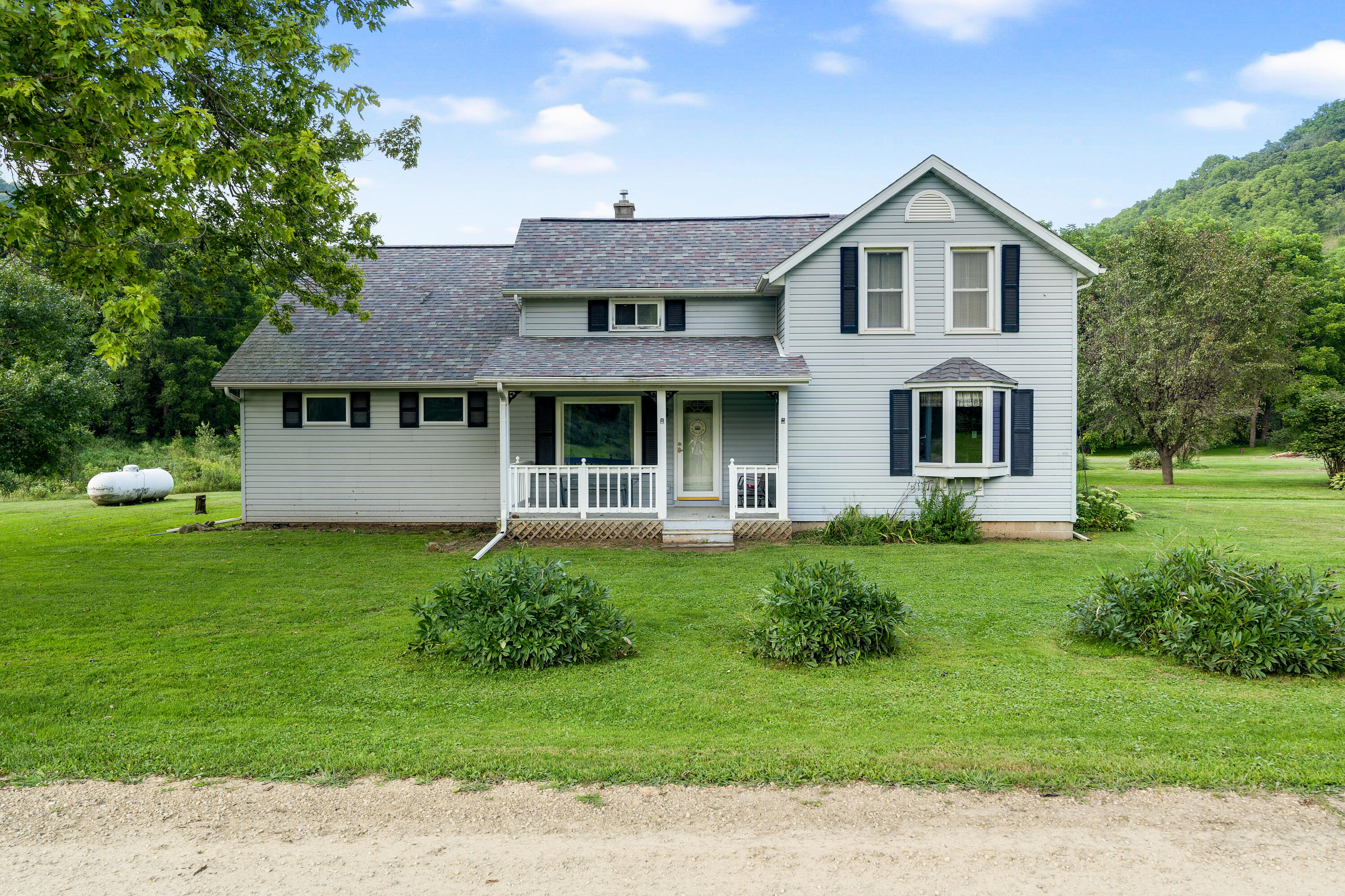 Wisconsin Lake Home for sale (MLS#: 1889133) at E2584  Bohland Hollow Rd, in Wheatland, Wisconsin. (12 of 59)