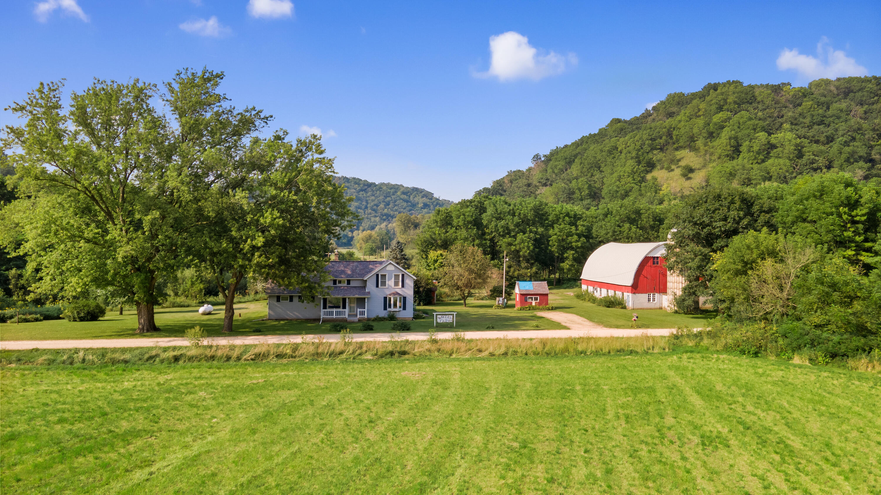 Wisconsin Lake Home for sale (MLS#: 1889133) at E2584  Bohland Hollow Rd, in Wheatland, Wisconsin. (9 of 59)