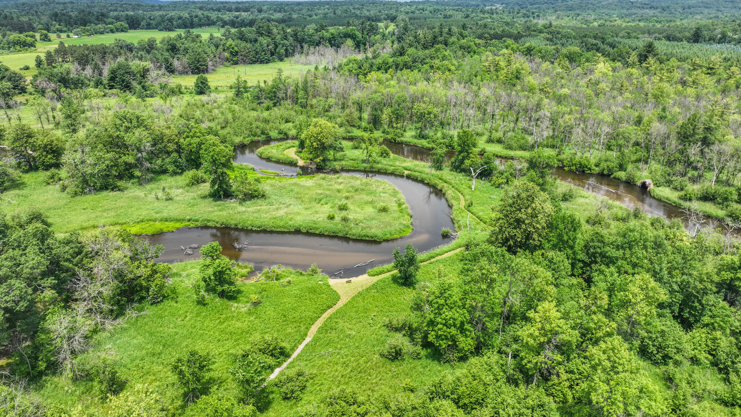 Wisconsin Lake Home for sale (MLS#: 1889143) at E1288  Frontage Rd, in Farmington, Wisconsin. (60 of 72)