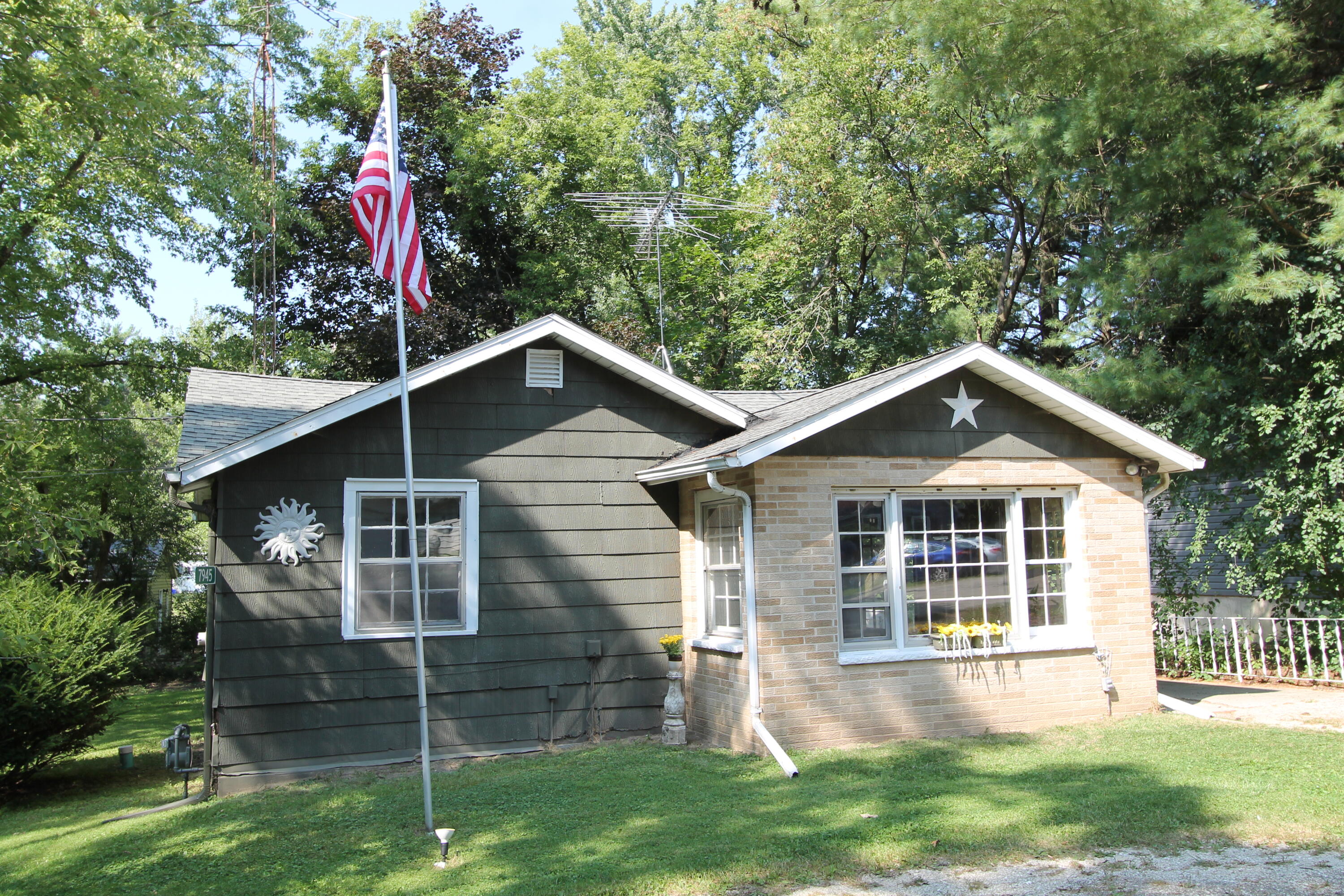 Wisconsin Lake Home for sale (MLS#: 1889236) at 7945  Greendale Ave, in Burlington, Wisconsin. (1 of 25)