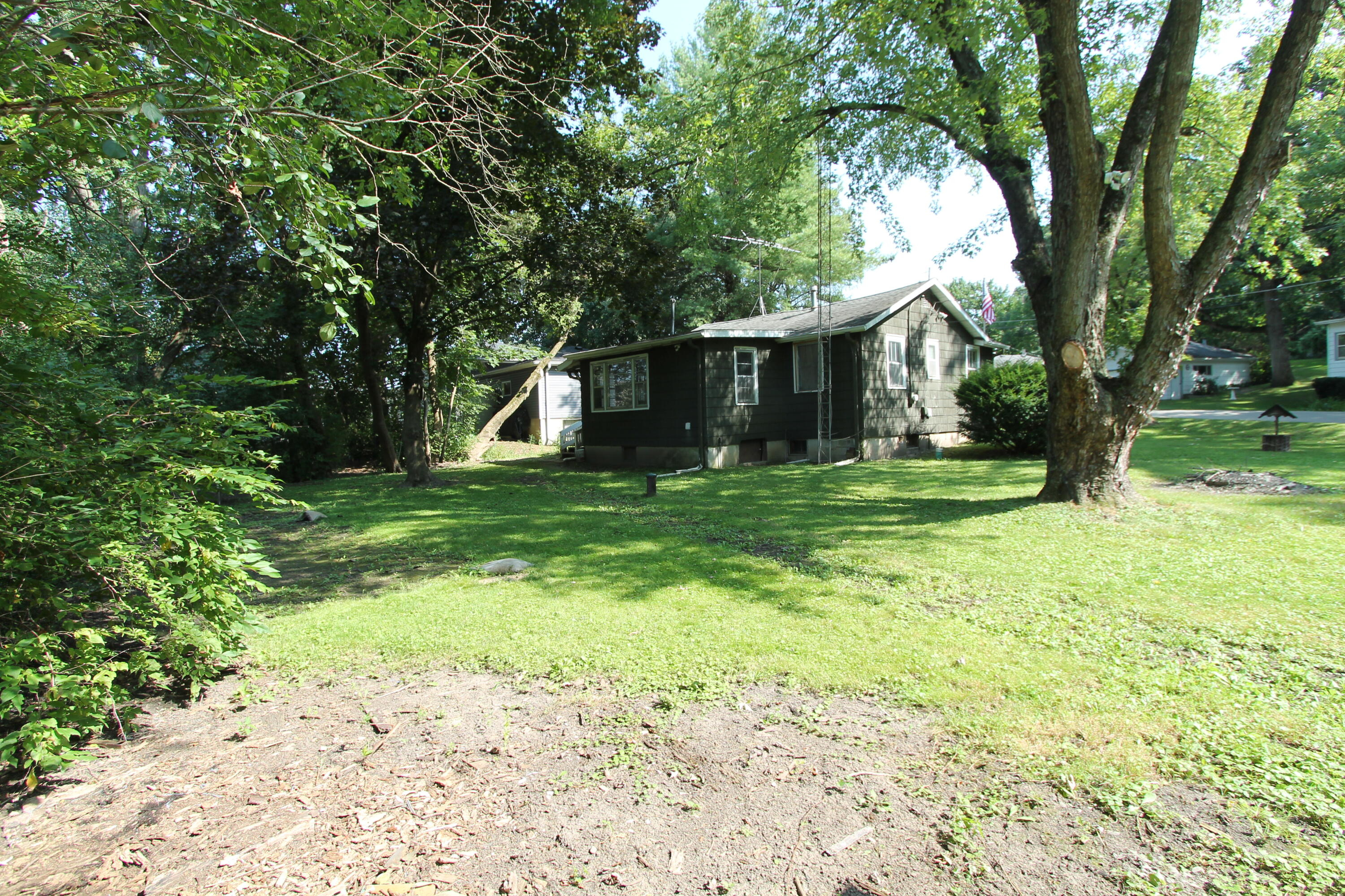 Wisconsin Lake Home for sale (MLS#: 1889236) at 7945  Greendale Ave, in Burlington, Wisconsin. (21 of 25)