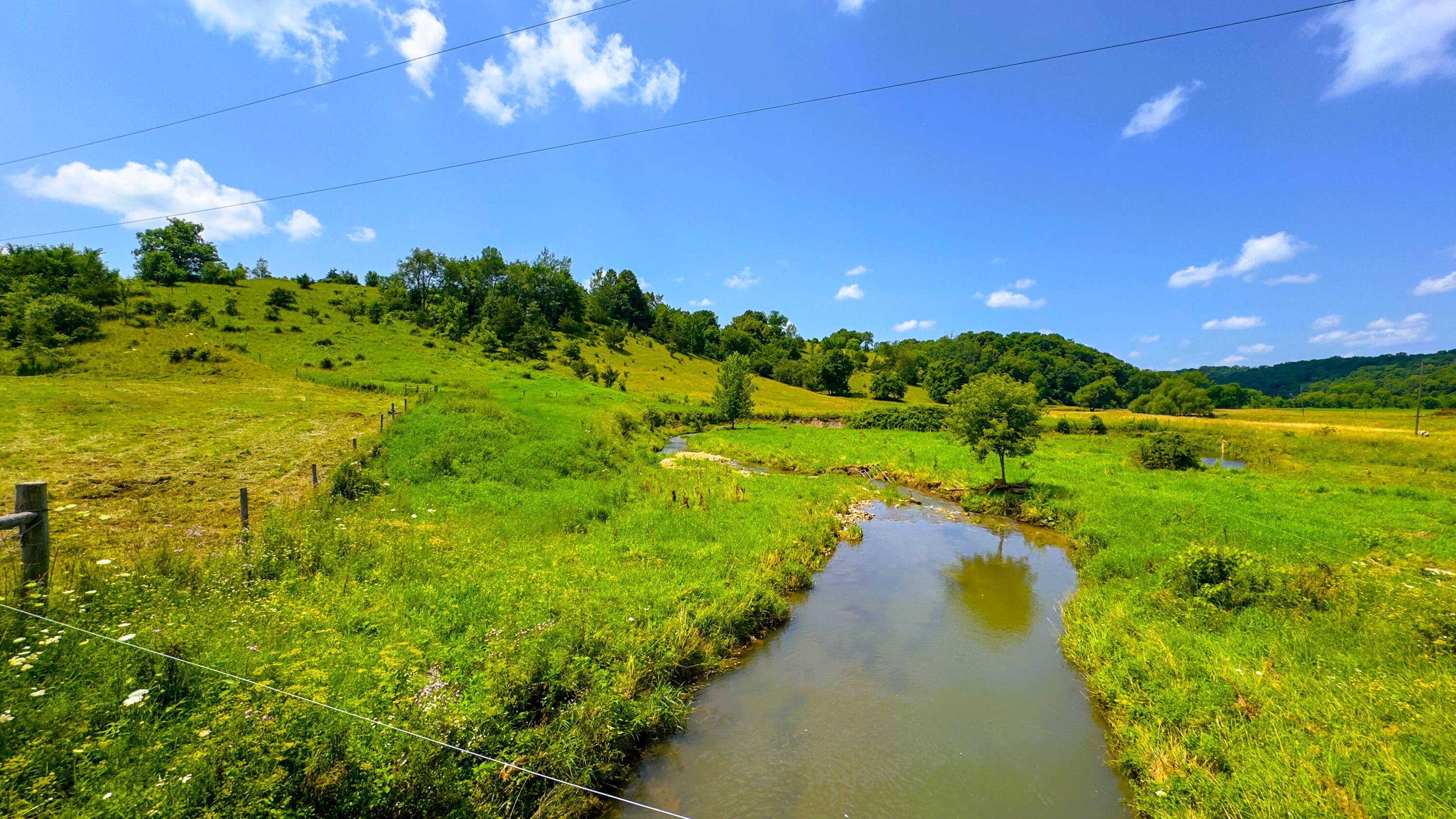 Wisconsin Lake Home for sale (MLS#: 1889357) at 6005  Green River Rd, in Mount Ida, Wisconsin. (32 of 89)