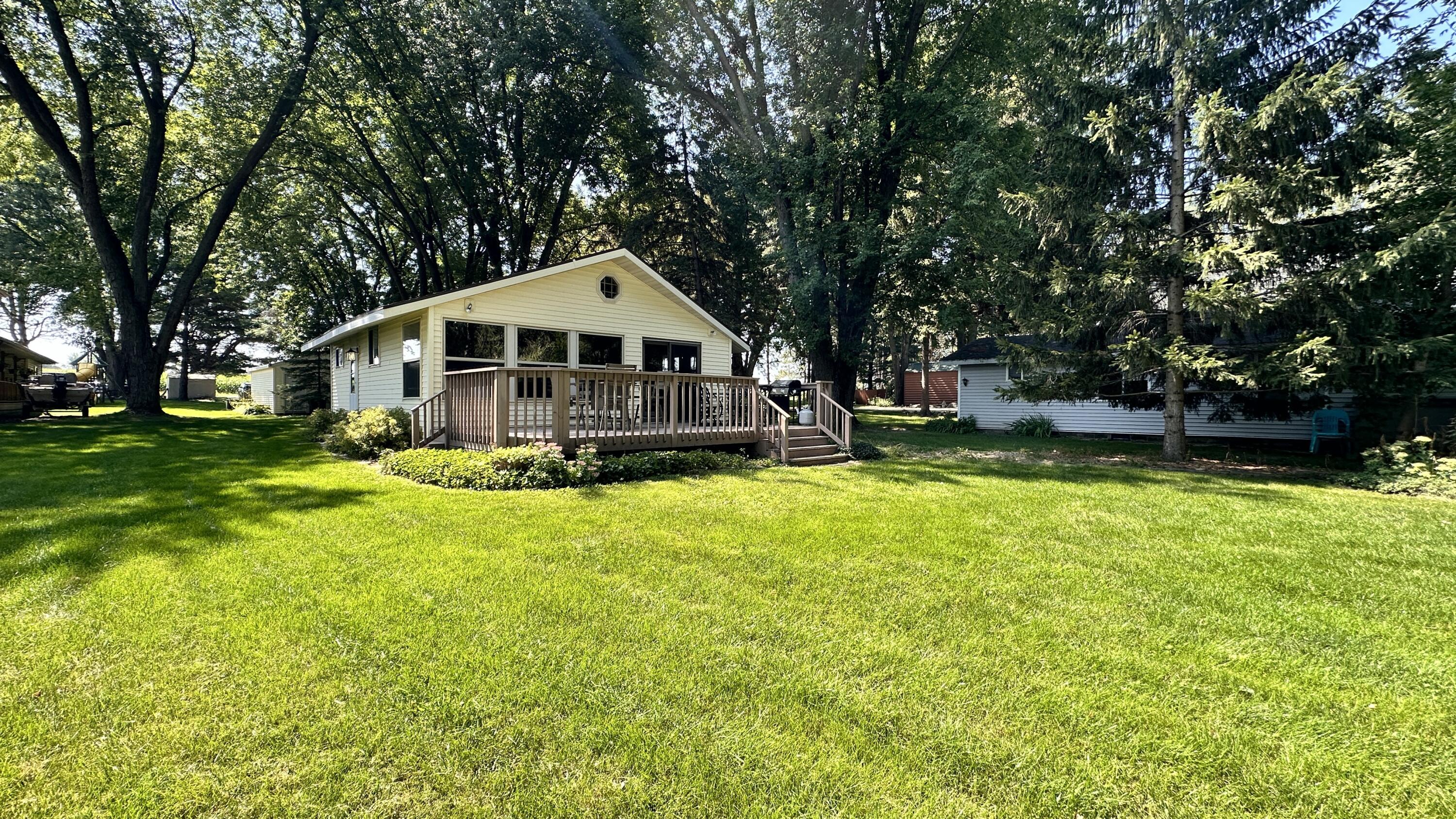 Wisconsin Lake Home for sale (MLS#: 1889362) at W10422  Sunny Point Rd, in Westford, Wisconsin. (4 of 40)