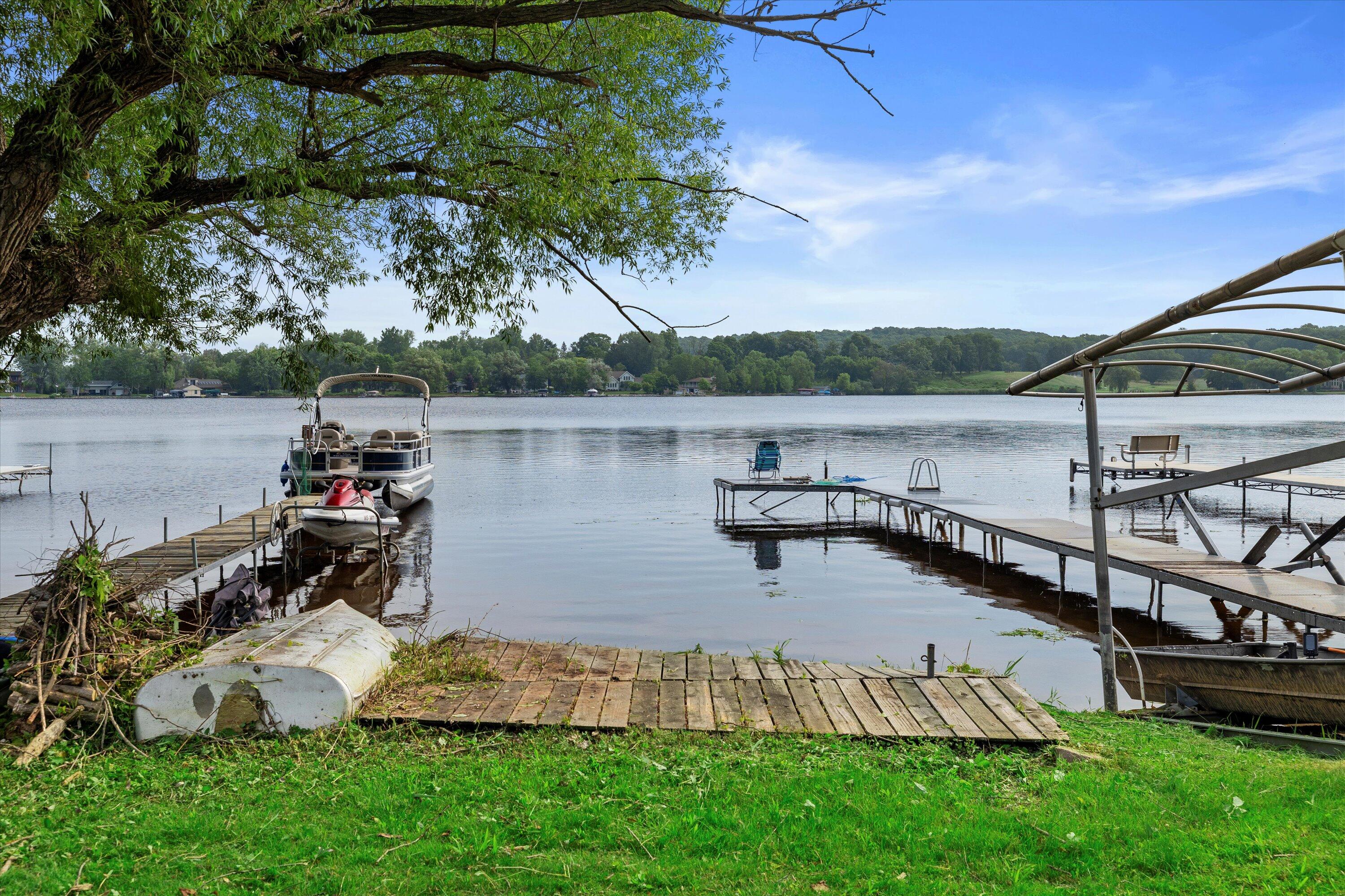 Wisconsin Lake Home for sale (MLS#: 1889734) at 4915  Lakeview Ave, in Richfield, Wisconsin. (16 of 26)