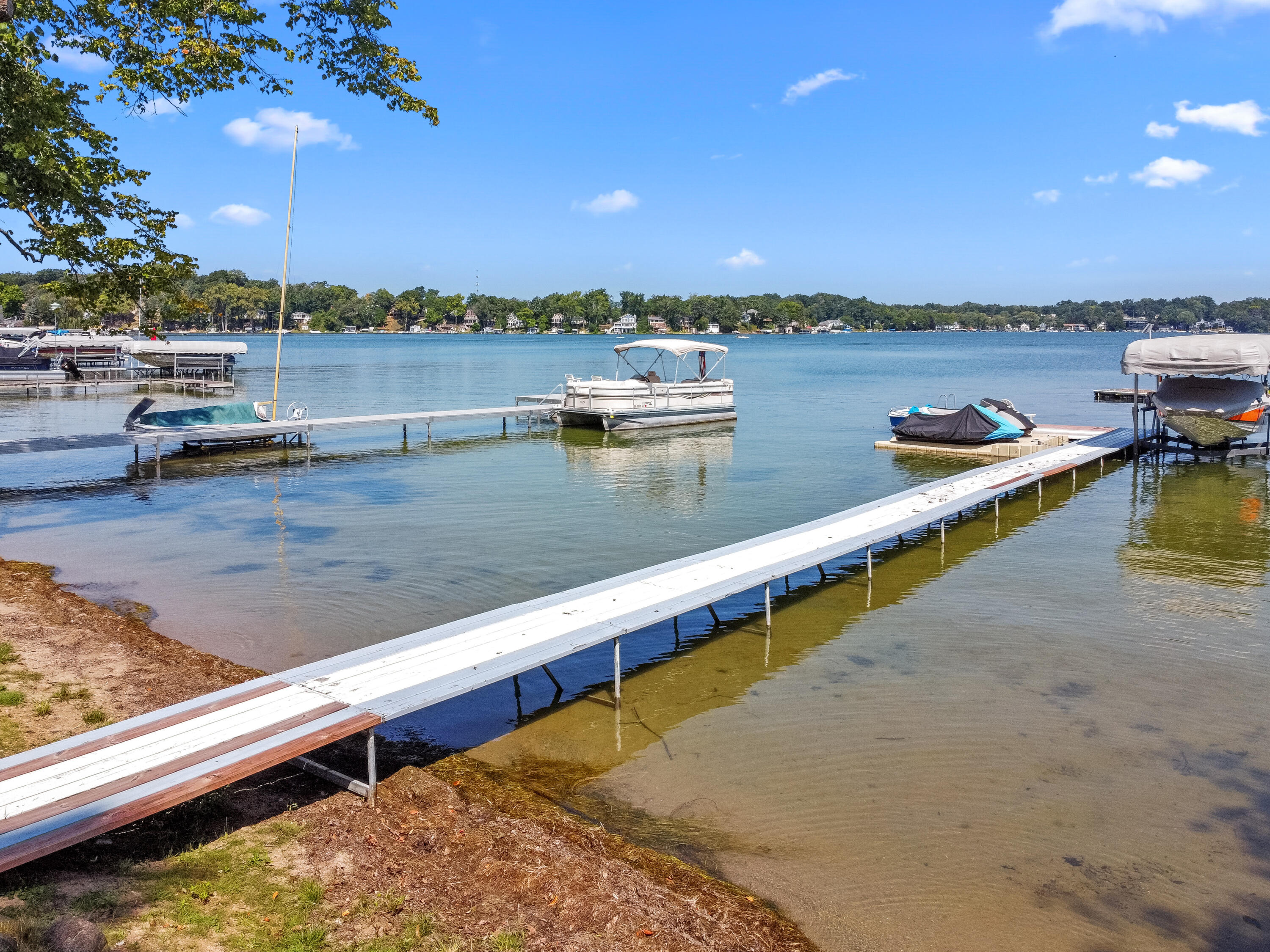 Wisconsin Lake Home for sale (MLS#: 1890037) at 200  West Park Dr, in Twin Lakes, Wisconsin. (29 of 34)