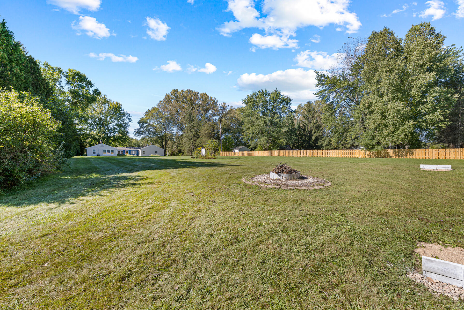 Wisconsin Lake Home for sale (MLS#: 1890421) at 2548  Wallace Lake Rd, in Barton, Wisconsin. (8 of 32)