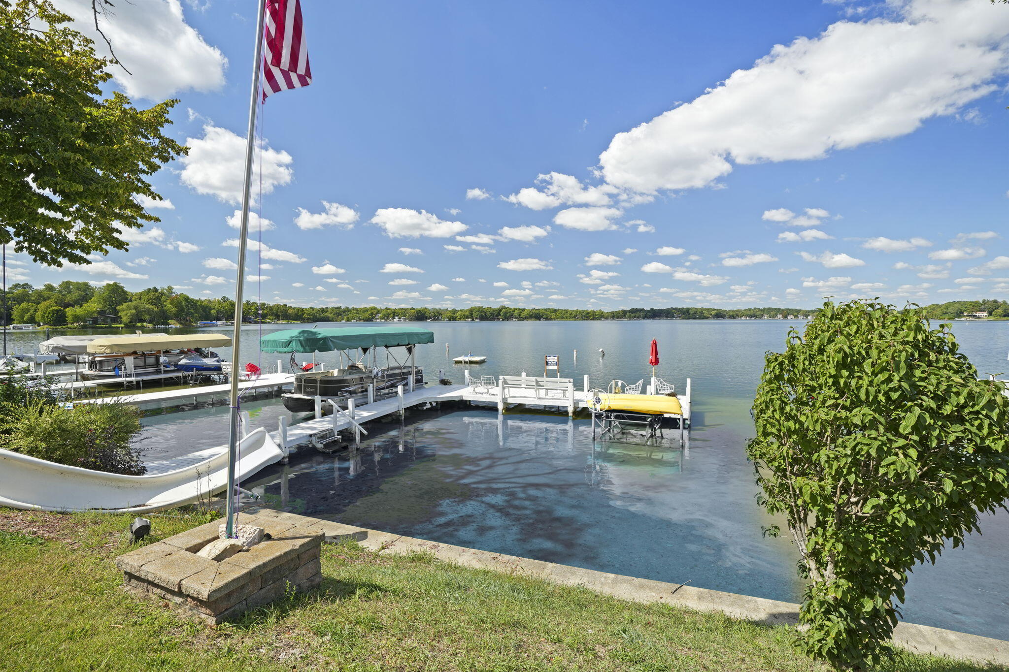 Wisconsin Lake Home for sale (MLS#: 1890520) at N9198  East Shore Rd, in East Troy, Wisconsin. (17 of 57)