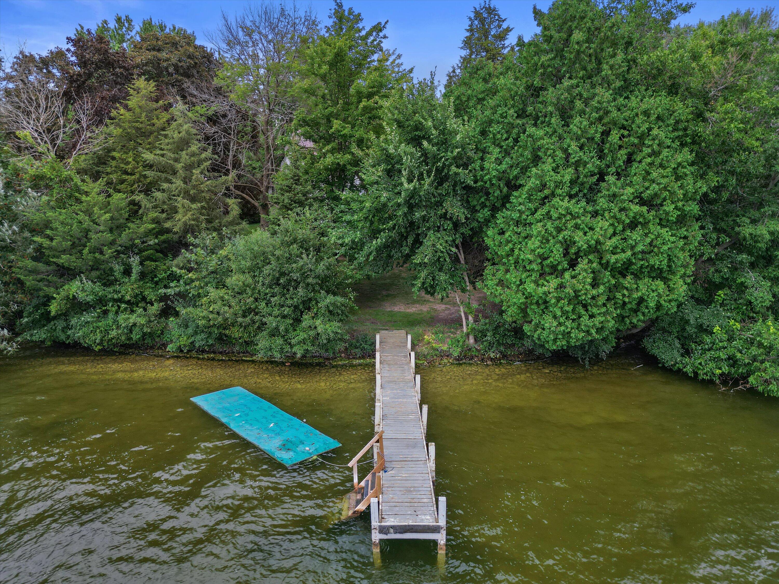 Wisconsin Lake Home for sale (MLS#: 1890647) at W343N6209 S Bayview Rd, in Oconomowoc, Wisconsin. (11 of 53)