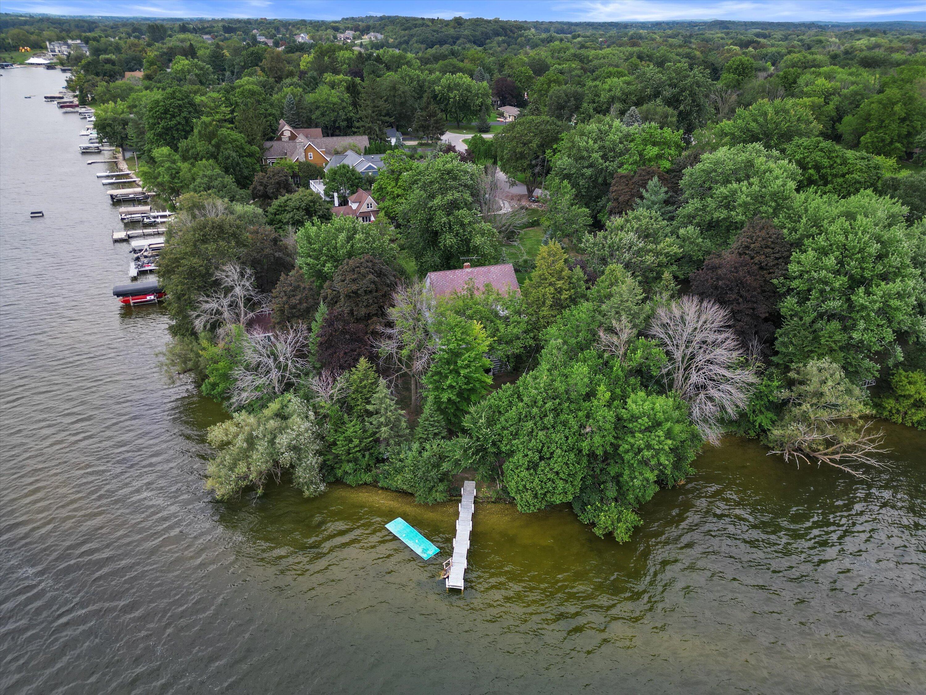 Wisconsin Lake Home for sale (MLS#: 1890647) at W343N6209 S Bayview Rd, in Oconomowoc, Wisconsin. (35 of 53)