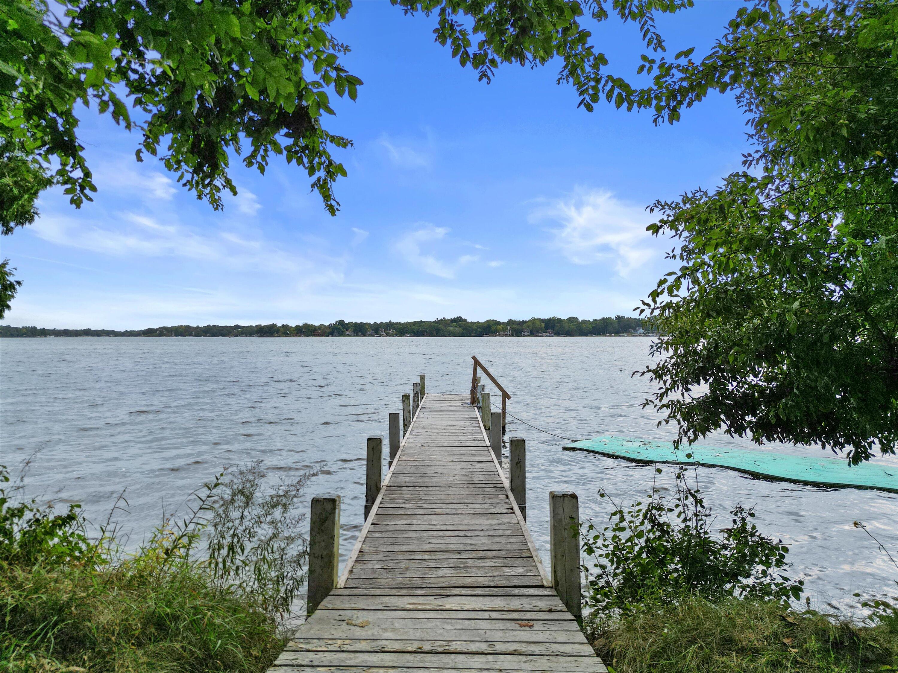 Wisconsin Lake Home for sale (MLS#: 1890647) at W343N6209 S Bayview Rd, in Oconomowoc, Wisconsin. (6 of 53)