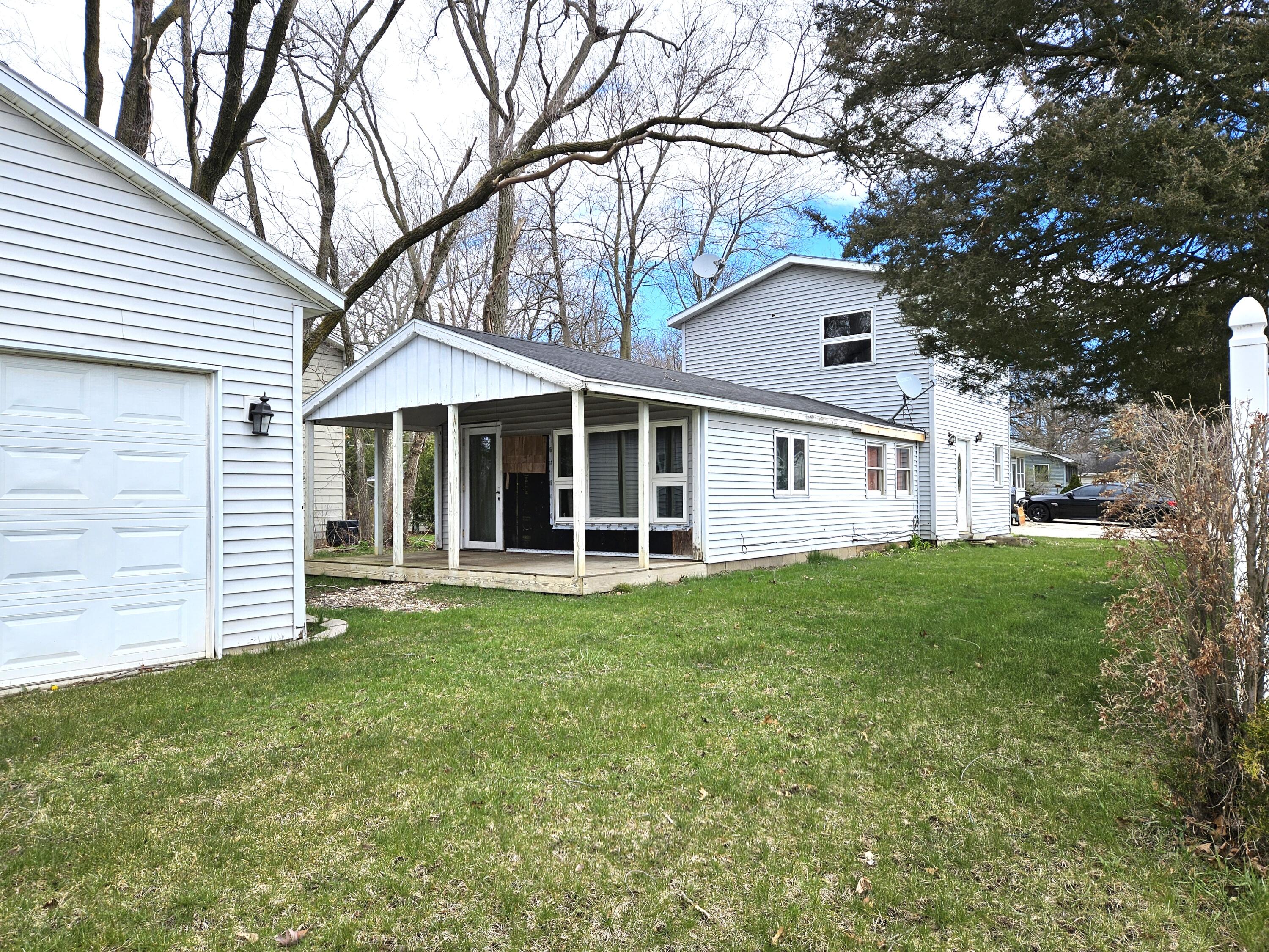 Wisconsin Lake Home for sale (MLS#: 1890694) at 29924  Meadow Dr, in Burlington, Wisconsin. (17 of 23)