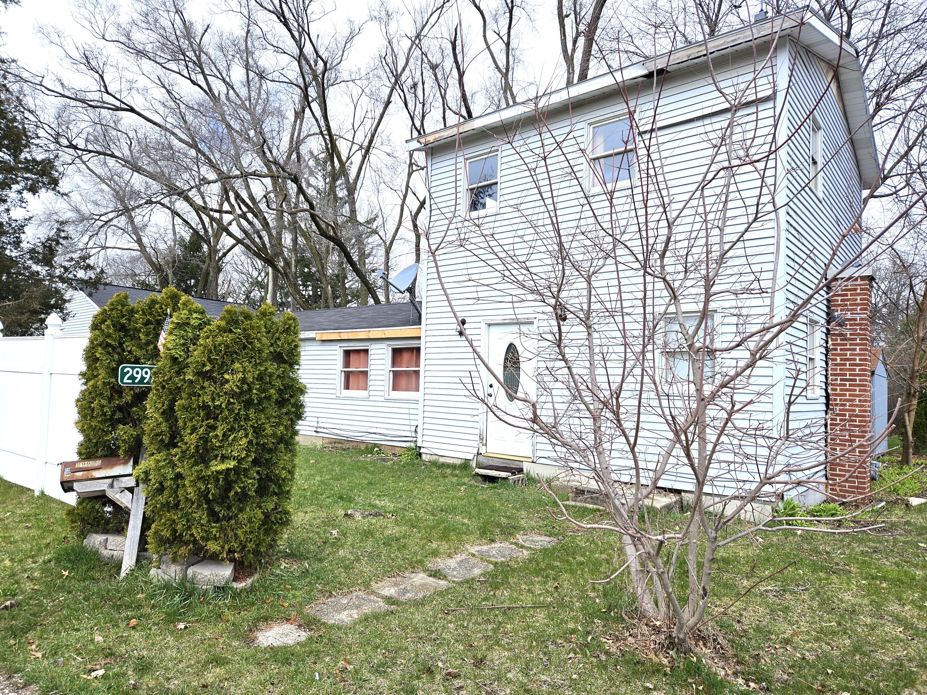 Wisconsin Lake Home for sale (MLS#: 1890694) at 29924  Meadow Dr, in Burlington, Wisconsin. (4 of 23)